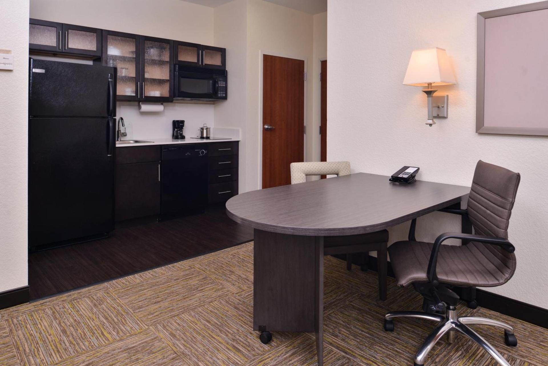 Candlewood Suites Terre Haute by IHG photo 33