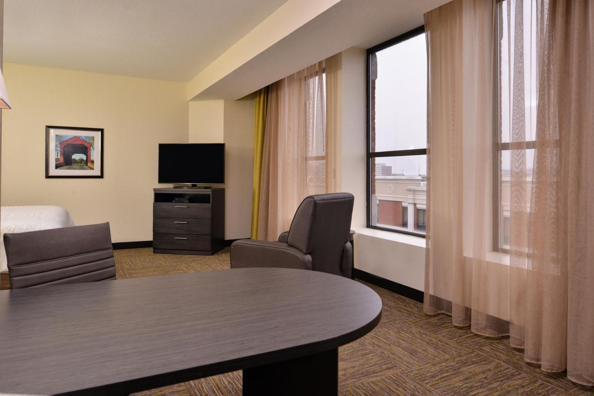 Candlewood Suites Terre Haute by IHG photo 43
