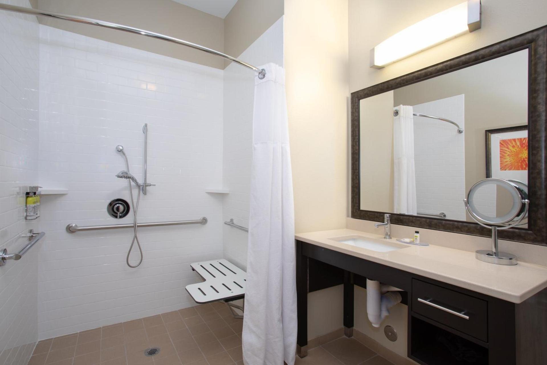 Staybridge Suites Denver South - Highlands Ranch by IHG photo 2