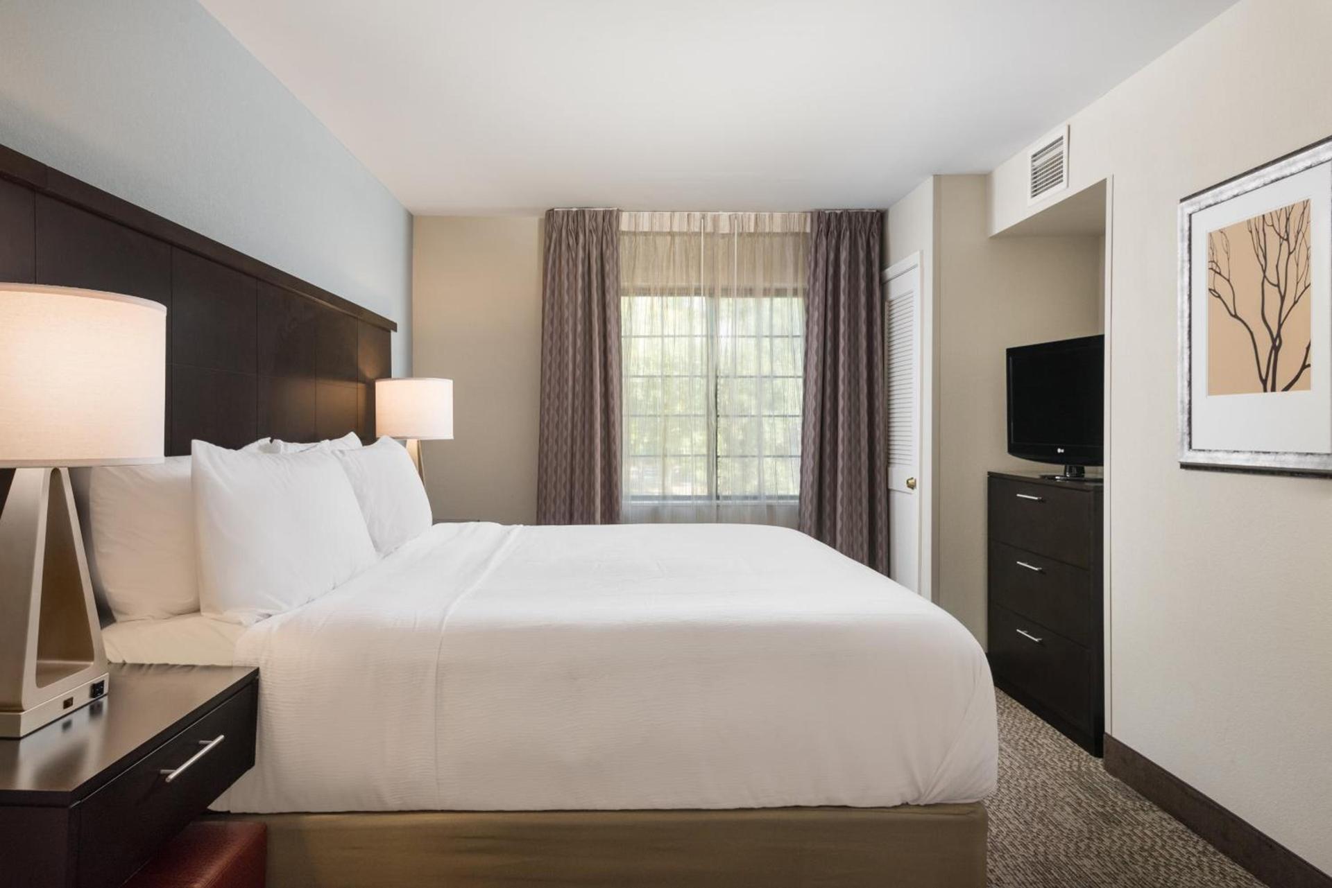 Staybridge Suites Chantilly Dulles Airport by IHG photo 23