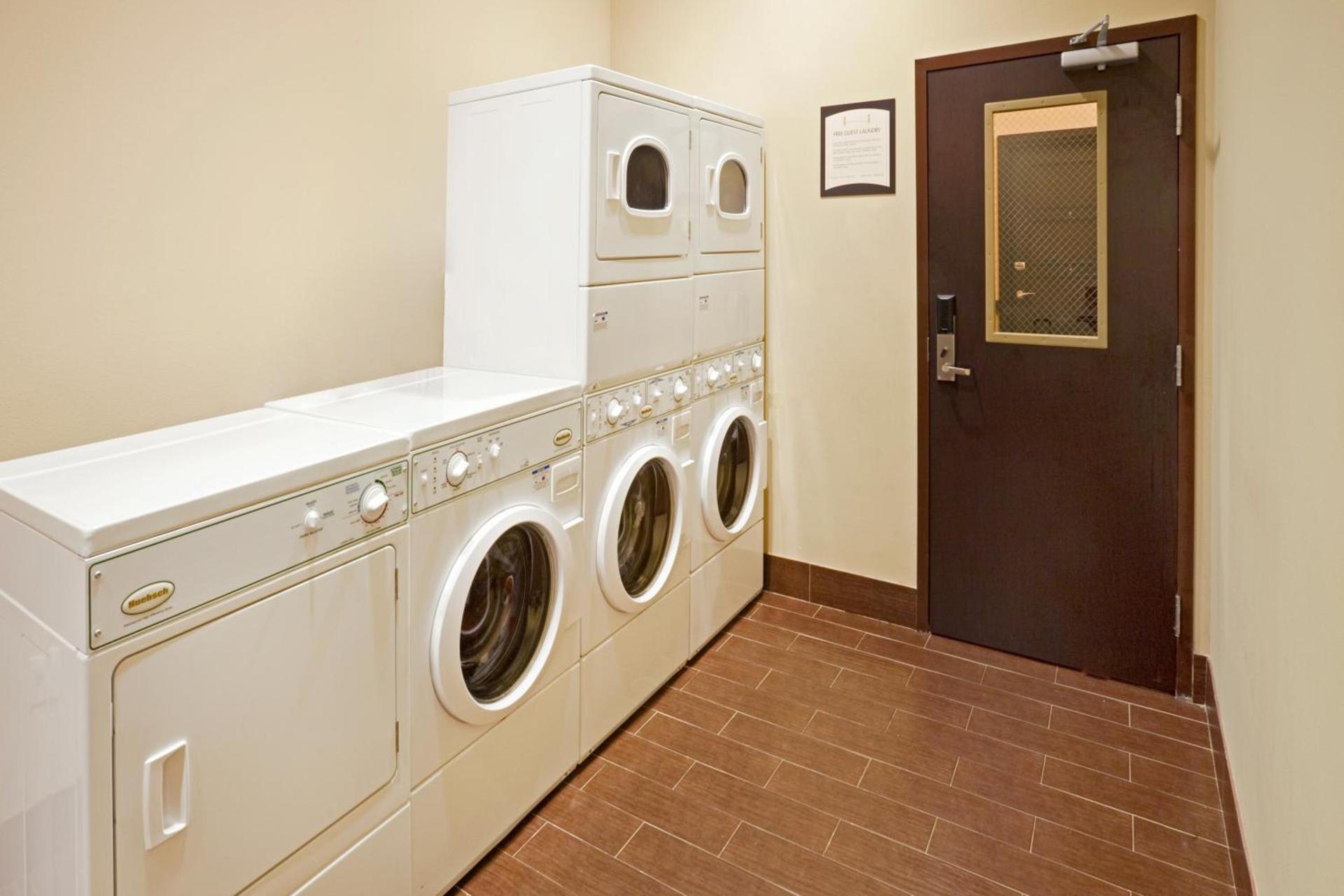 Staybridge Suites DFW Airport North by IHG photo 27