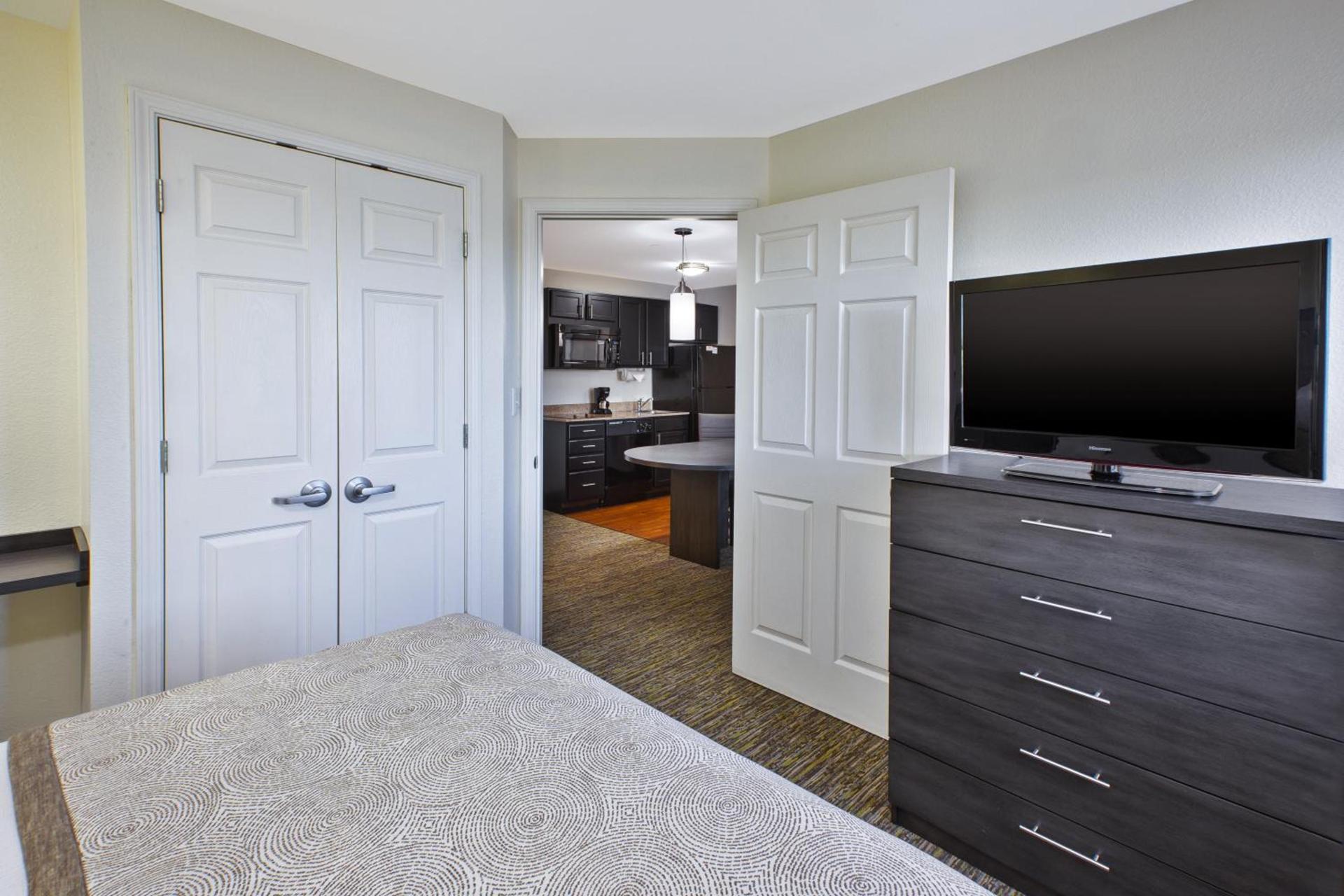 Candlewood Suites Indianapolis Airport by IHG photo 15