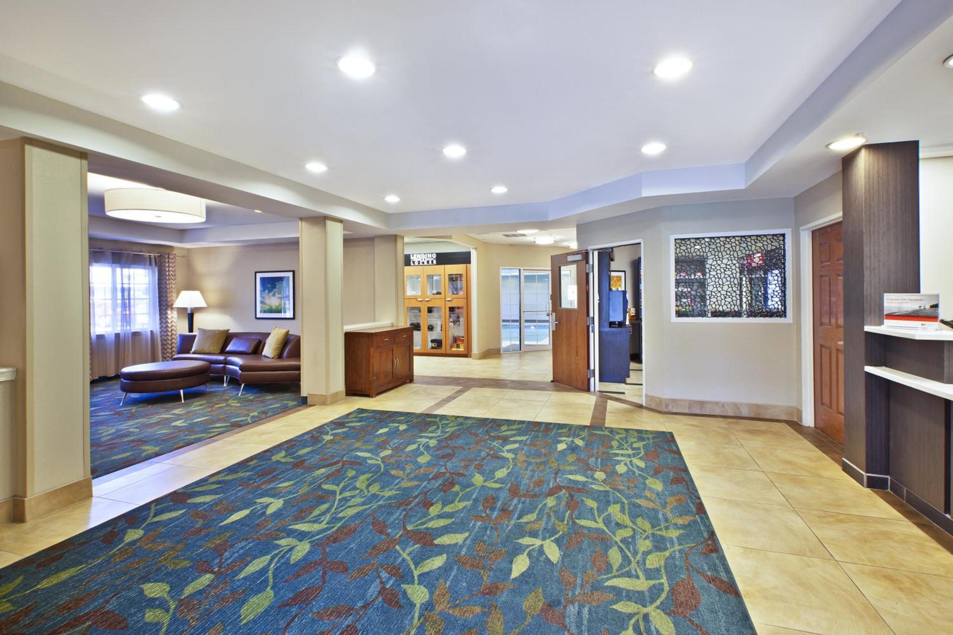 Candlewood Suites Indianapolis Airport by IHG photo 11