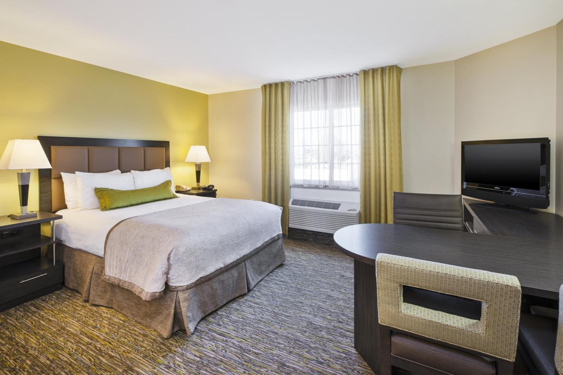 Candlewood Suites Indianapolis Airport by IHG photo 4