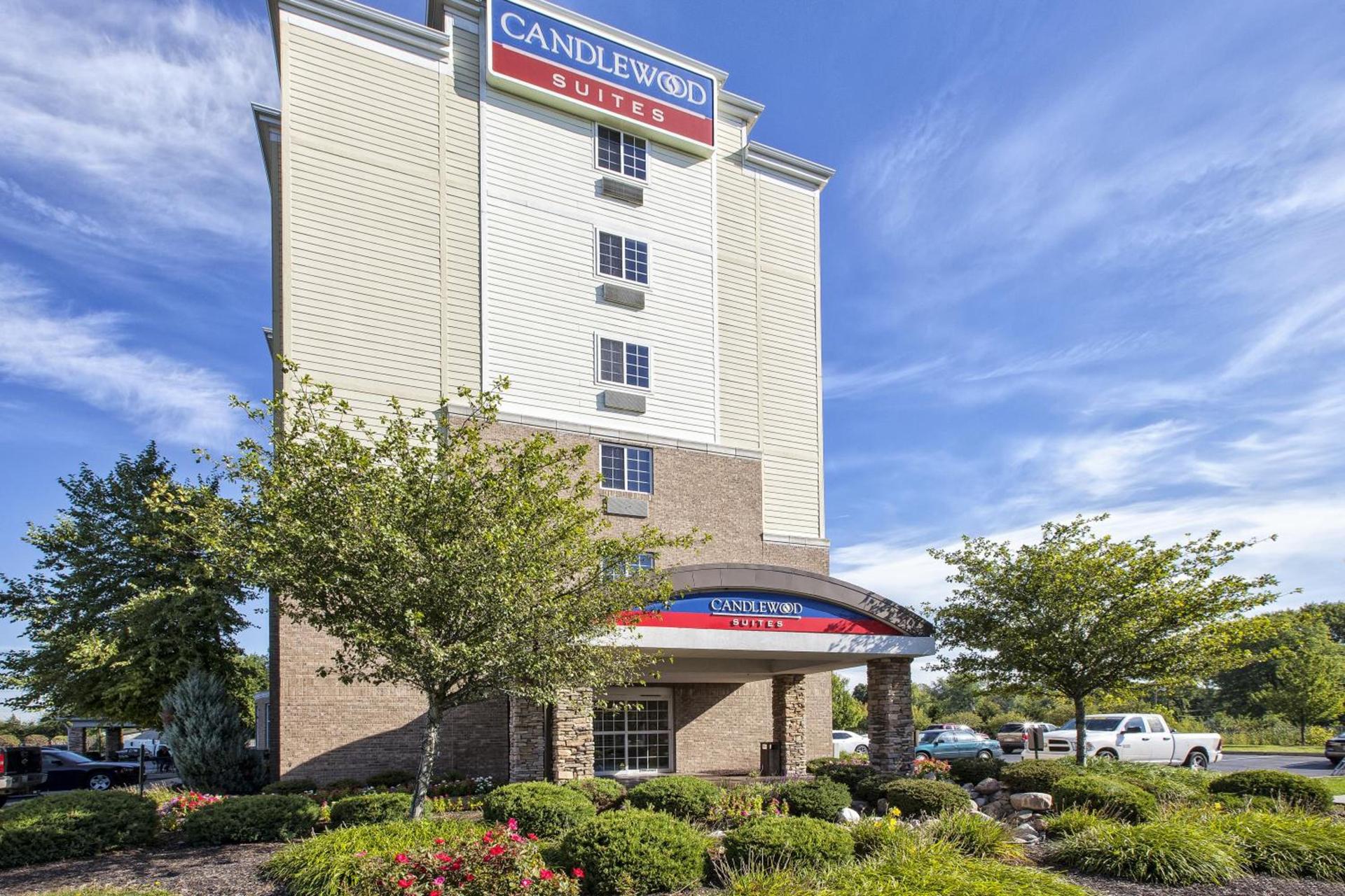 Candlewood Suites Indianapolis Airport by IHG photo 1