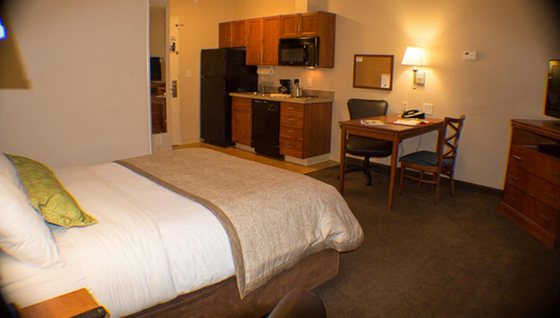 Candlewood Suites Jacksonville by IHG photo 2