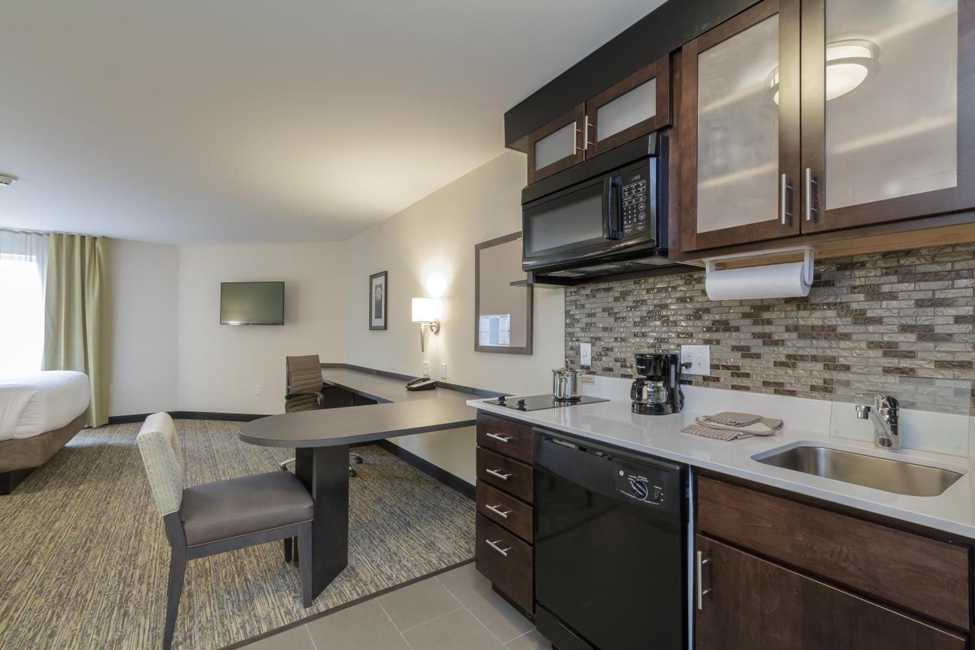Candlewood Suites Mishawaka by IHG photo 4