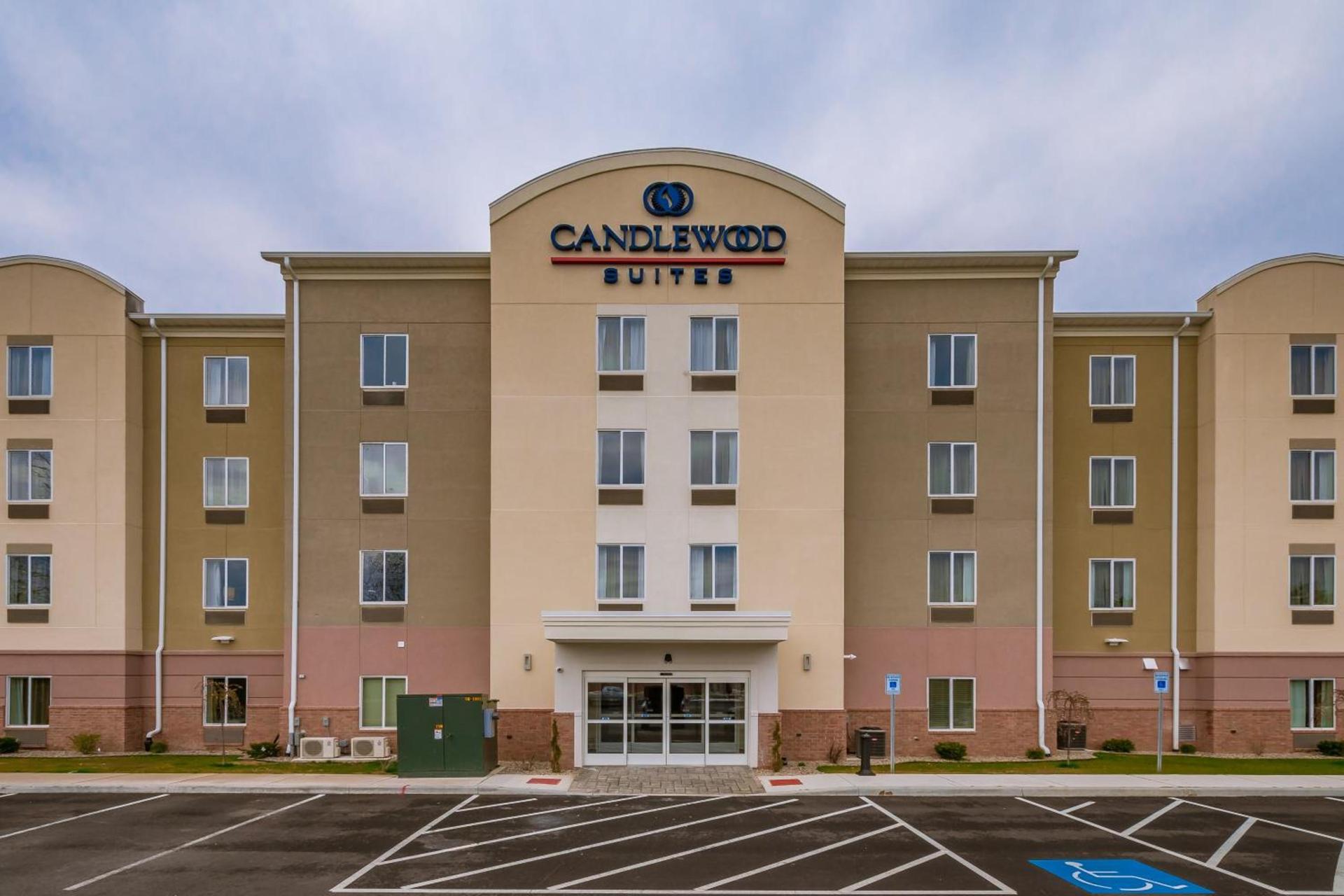 Candlewood Suites Mishawaka by IHG photo 21