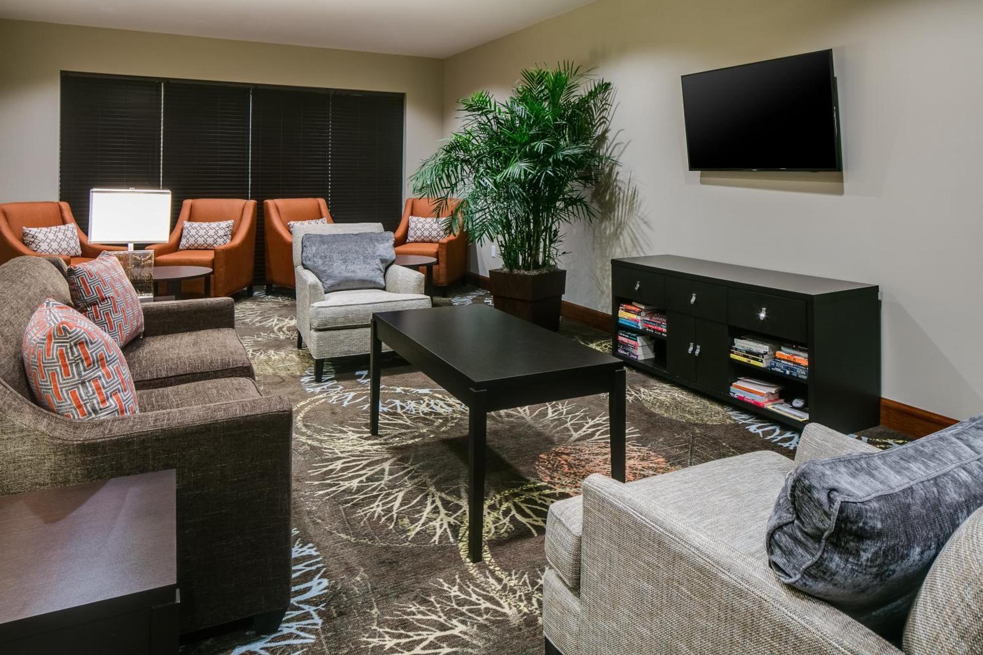 Staybridge Suites Des Moines Downtown by IHG photo 15