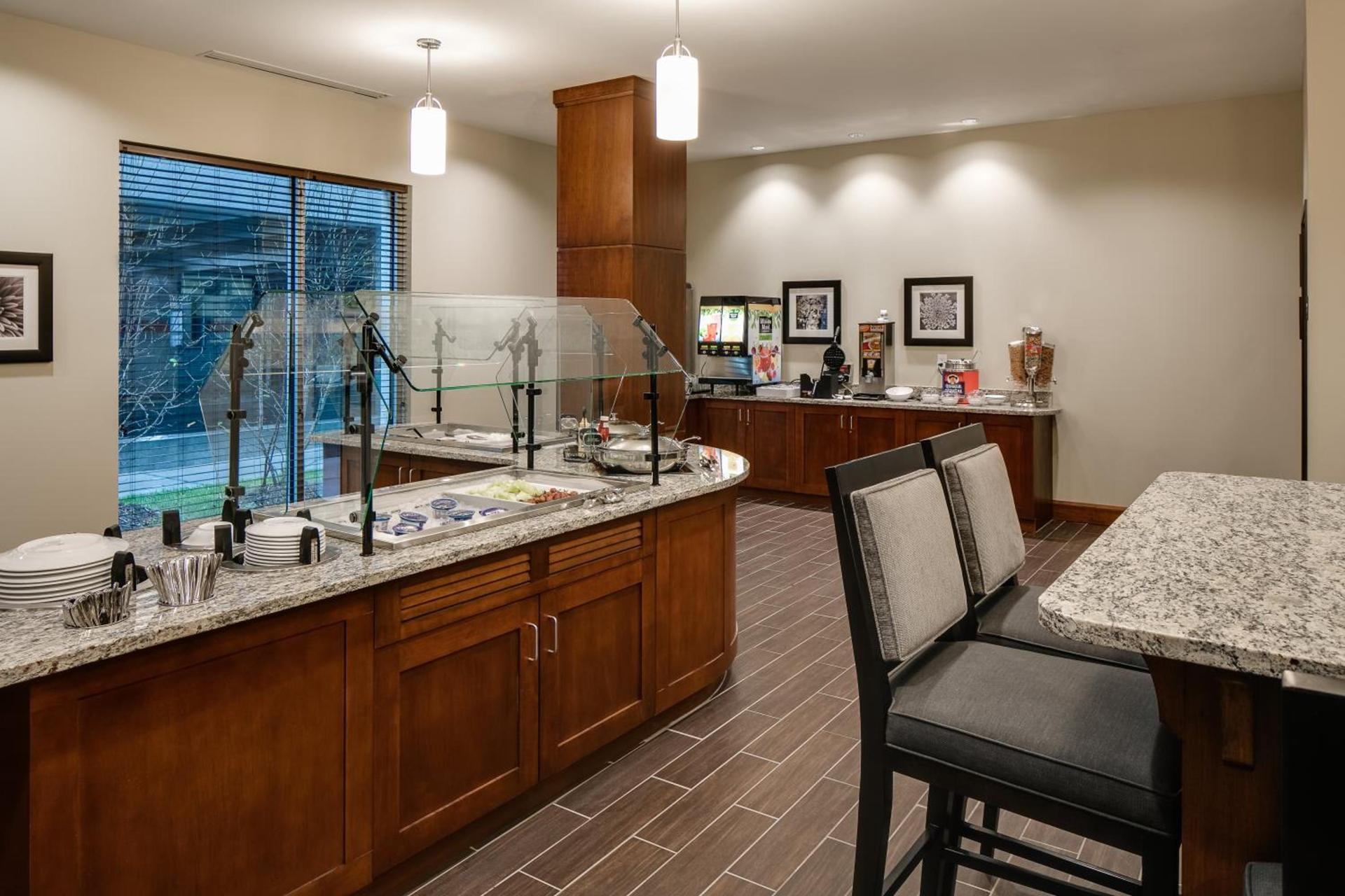 Staybridge Suites Des Moines Downtown by IHG photo 33