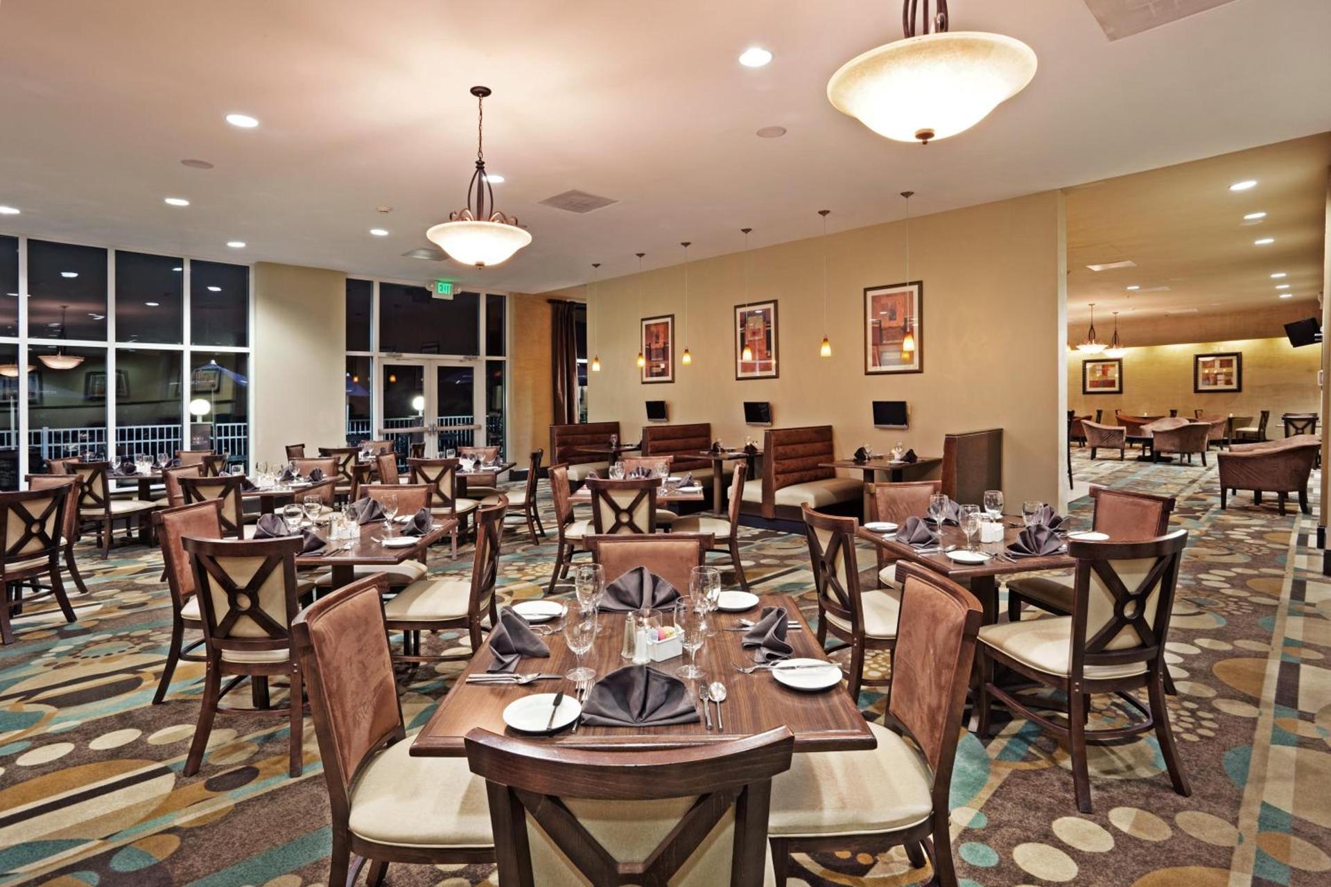 Holiday Inn Hotel & Suites Beaufort at Highway 21 by IHG photo 7