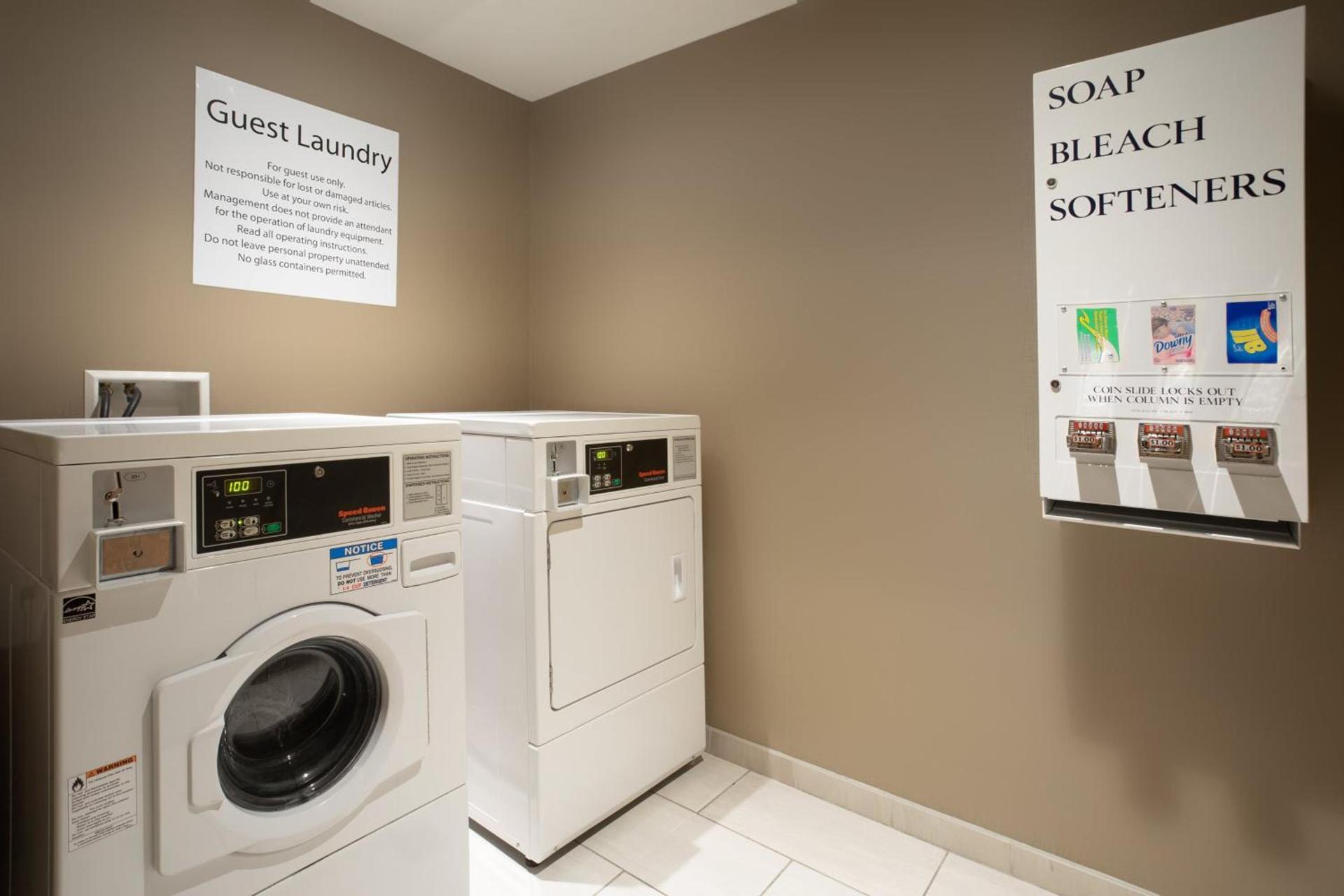 Holiday Inn Express & Suites Yankton by IHG photo 6