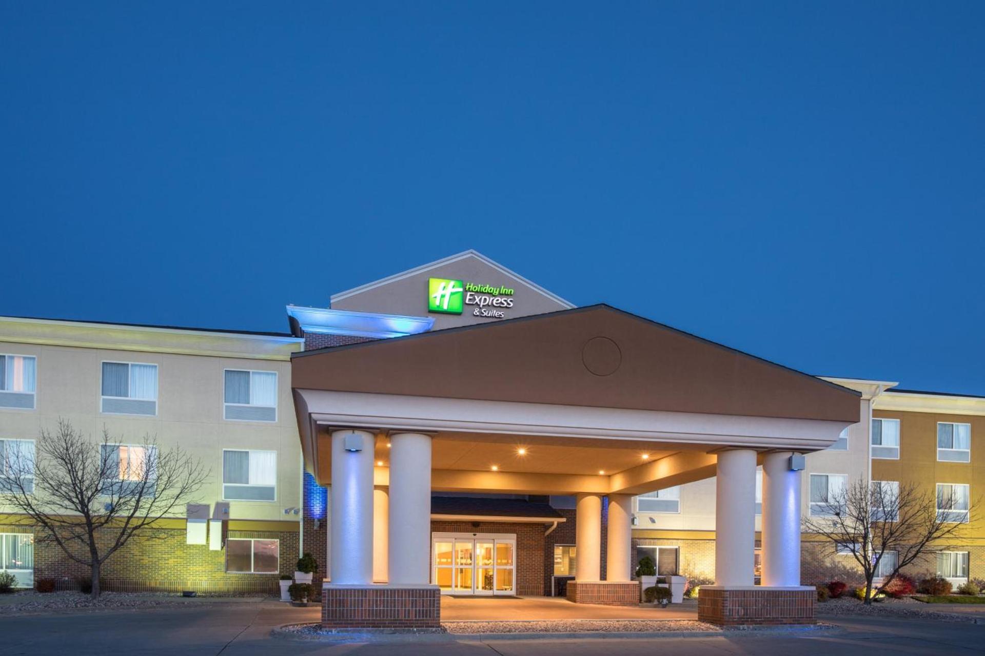 Holiday Inn Express & Suites Yankton by IHG photo 7