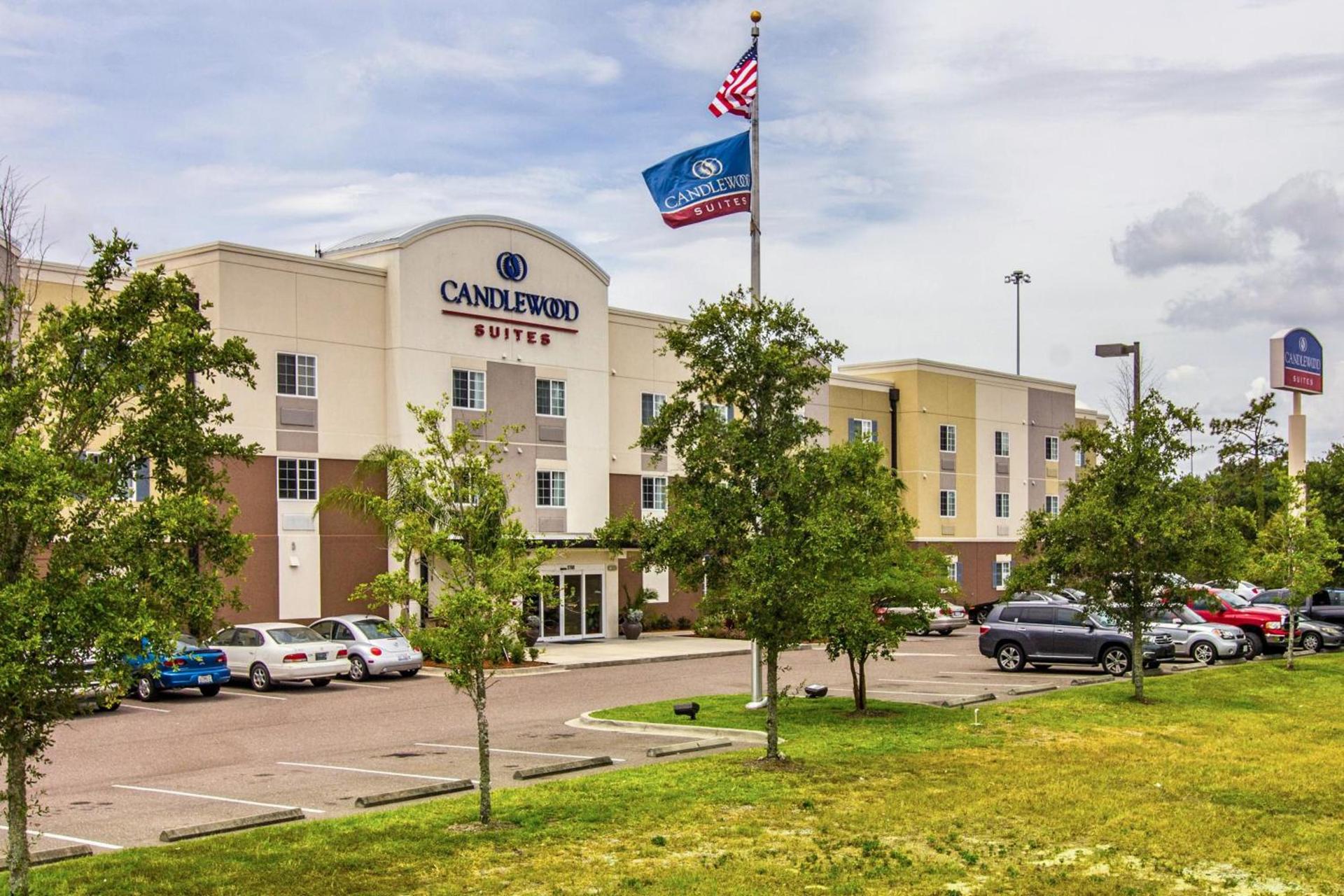Candlewood Suites Jacksonville East Merril Road by IHG photo 33