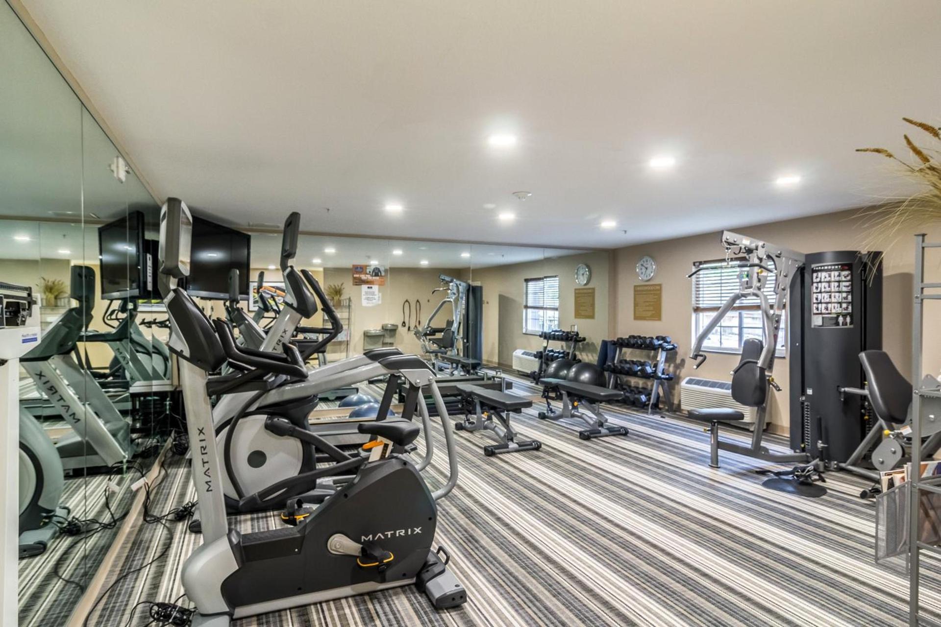 Candlewood Suites Jacksonville East Merril Road by IHG photo 40