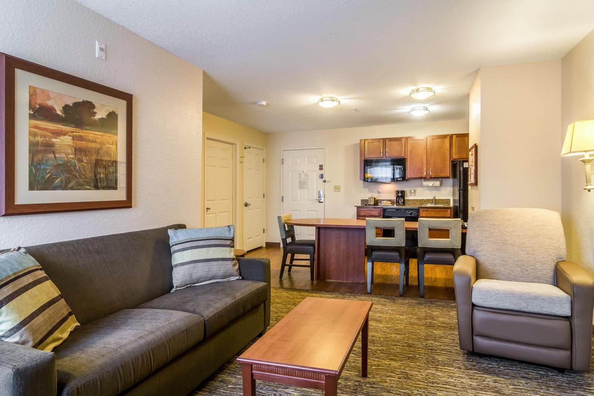 Candlewood Suites Jacksonville East Merril Road by IHG photo 45
