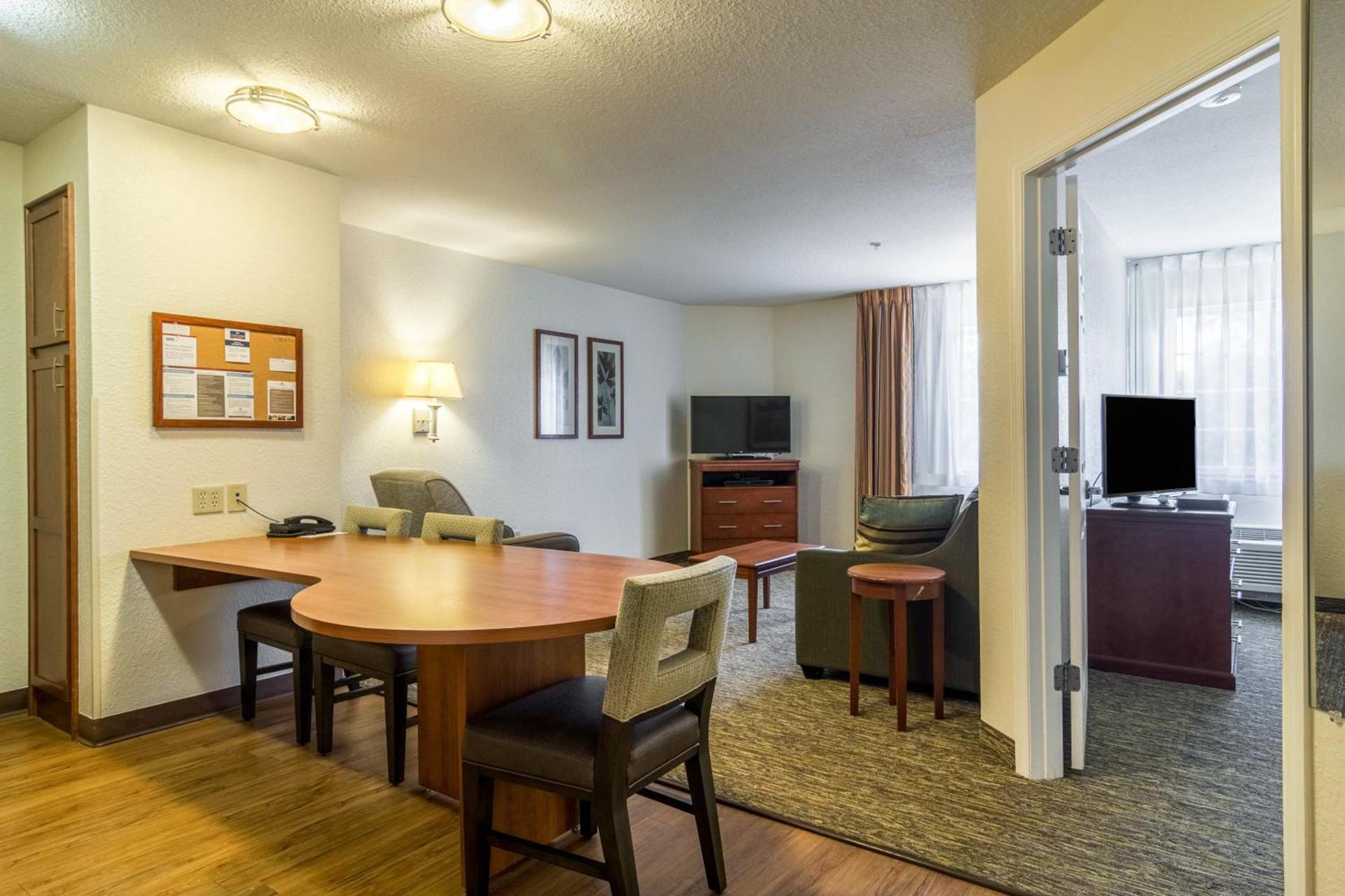 Candlewood Suites Jacksonville East Merril Road by IHG photo 47