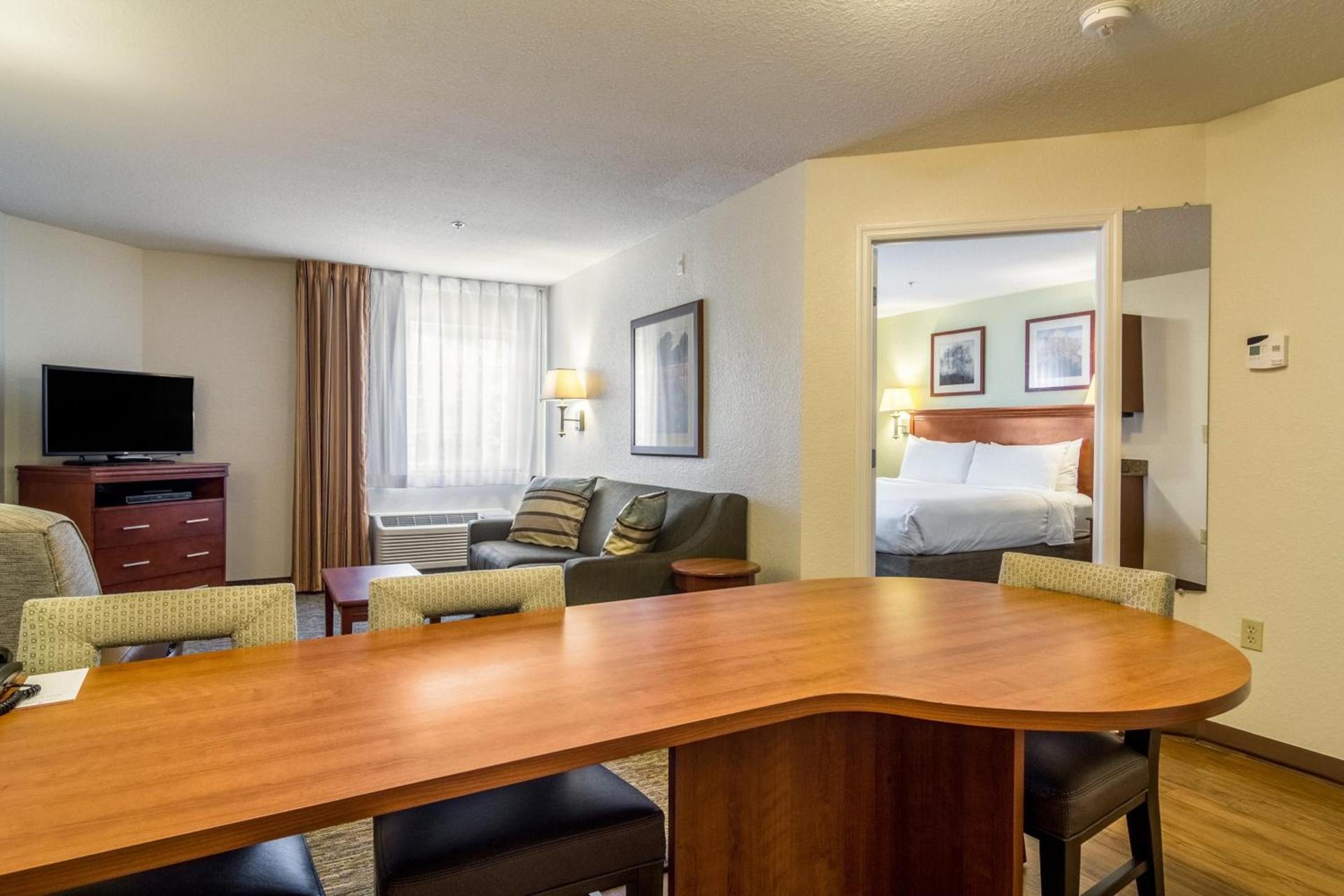 Candlewood Suites Jacksonville East Merril Road by IHG photo 44