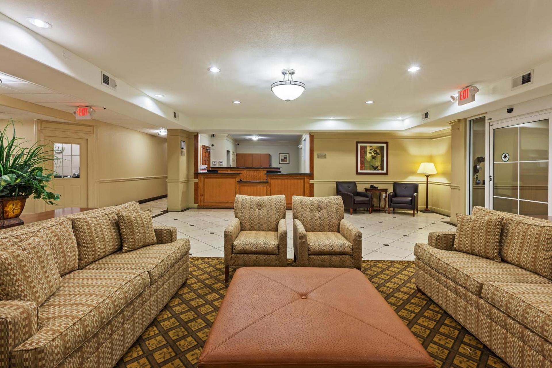 Candlewood Suites - Texas City by IHG photo 2