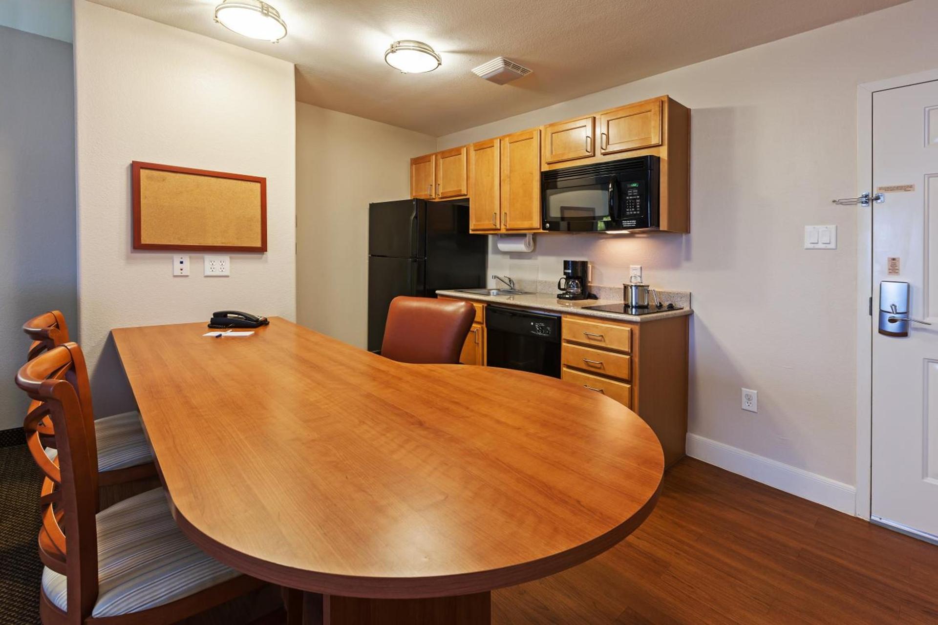 Candlewood Suites - Texas City by IHG photo 17