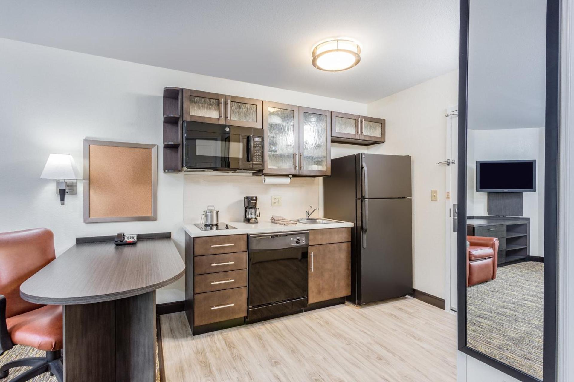 Candlewood Suites Secaucus by IHG photo 18