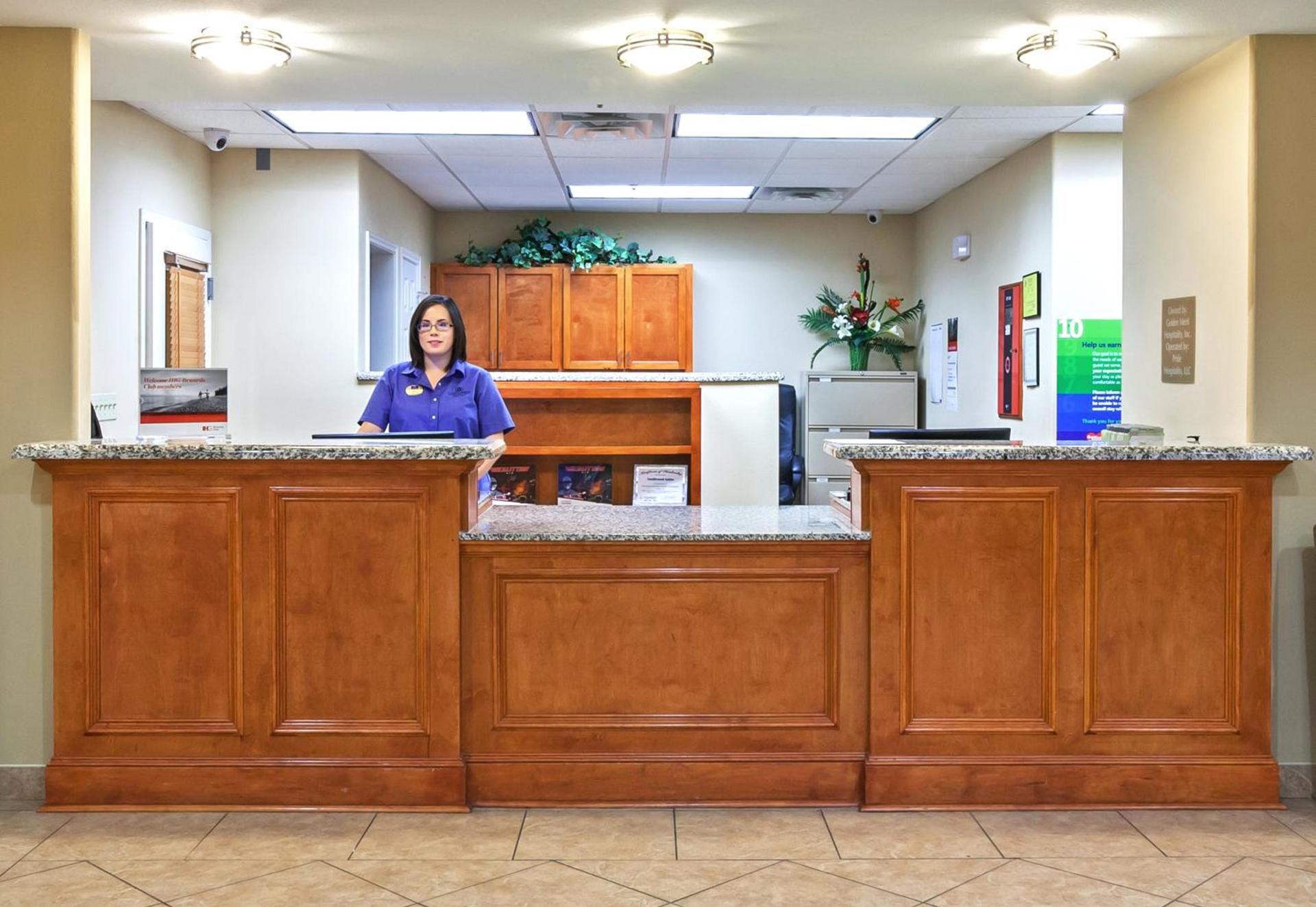 Candlewood Suites Baytown by IHG photo 9