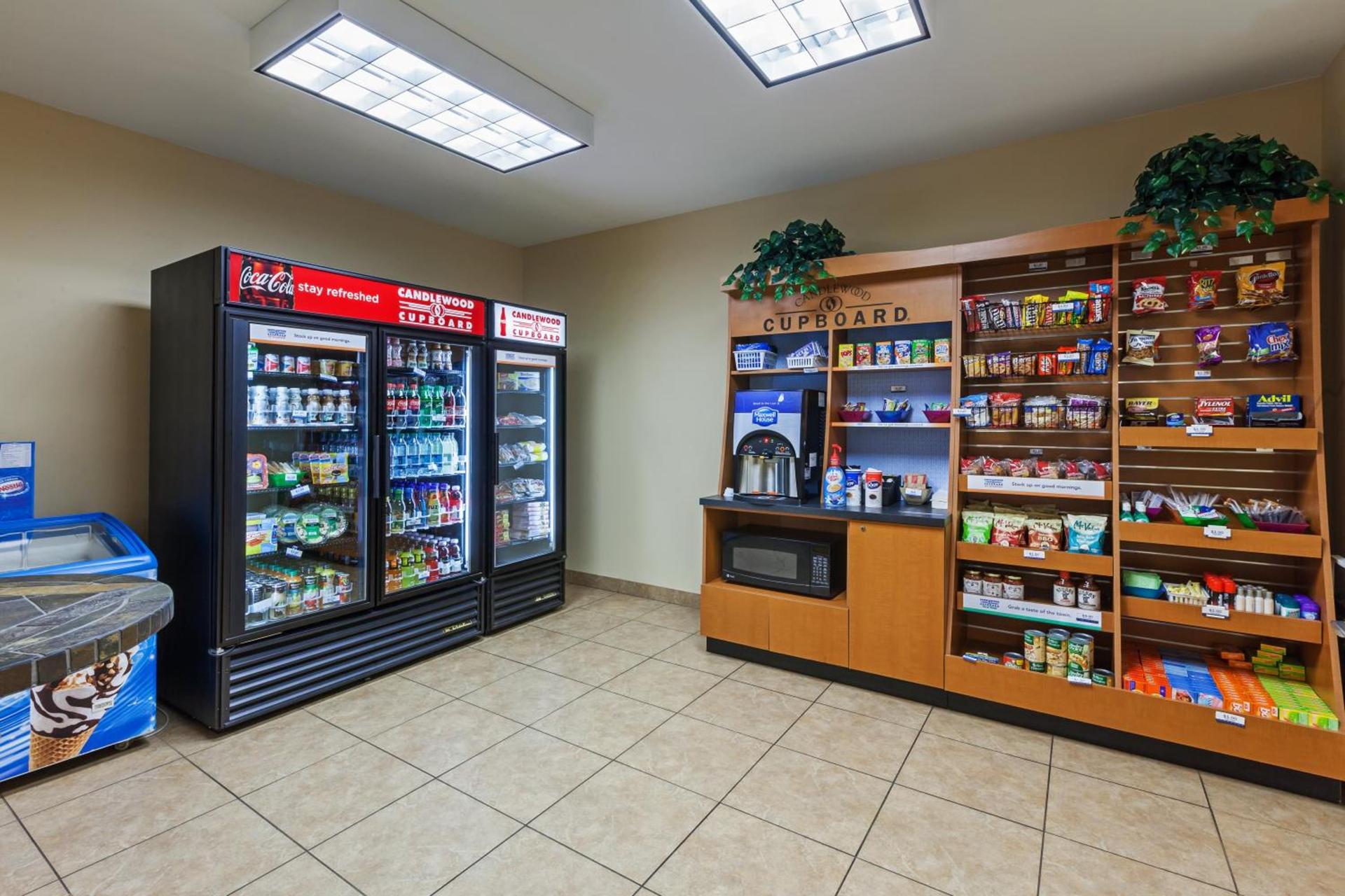Candlewood Suites Baytown by IHG photo 14