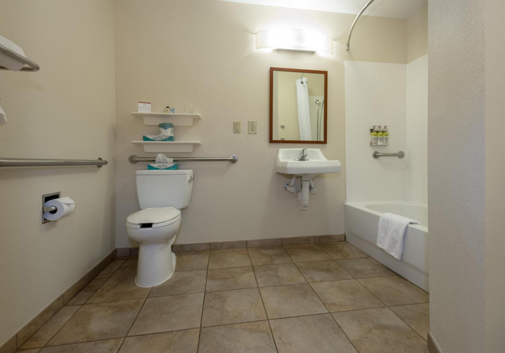 Candlewood Suites Mobile-Downtown by IHG photo 25