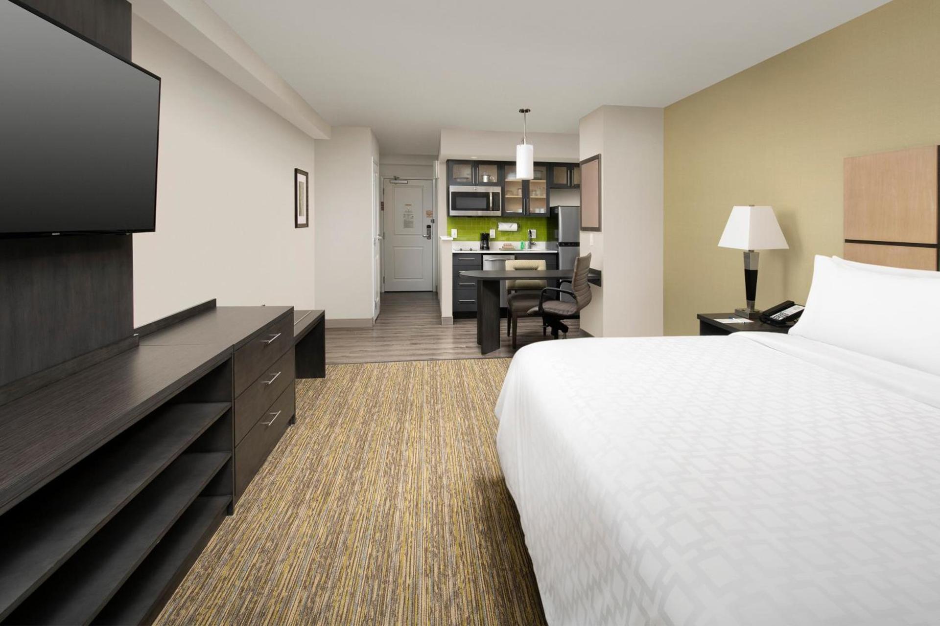 Candlewood Suites Alexandria West by IHG photo 23