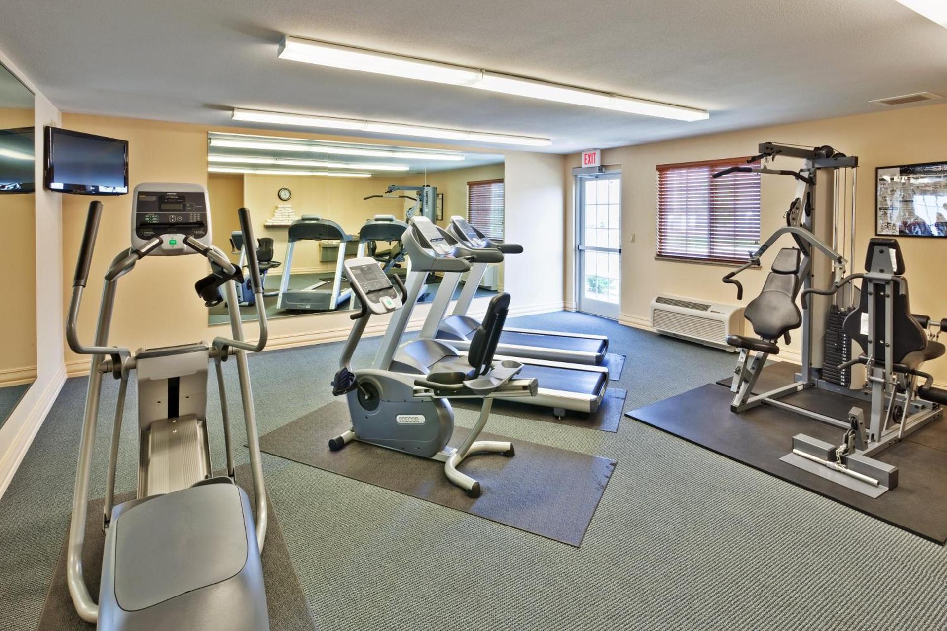 Candlewood Suites Flowood, MS by IHG photo 11