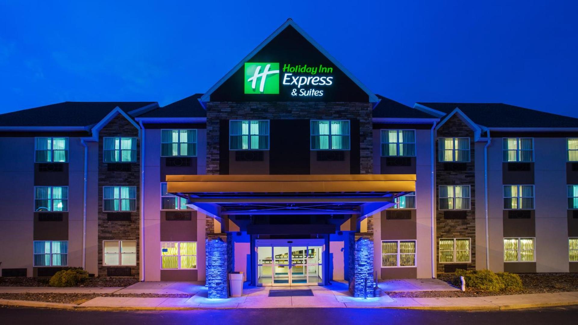 Holiday Inn Express & Suites Wyomissing by IHG photo 1