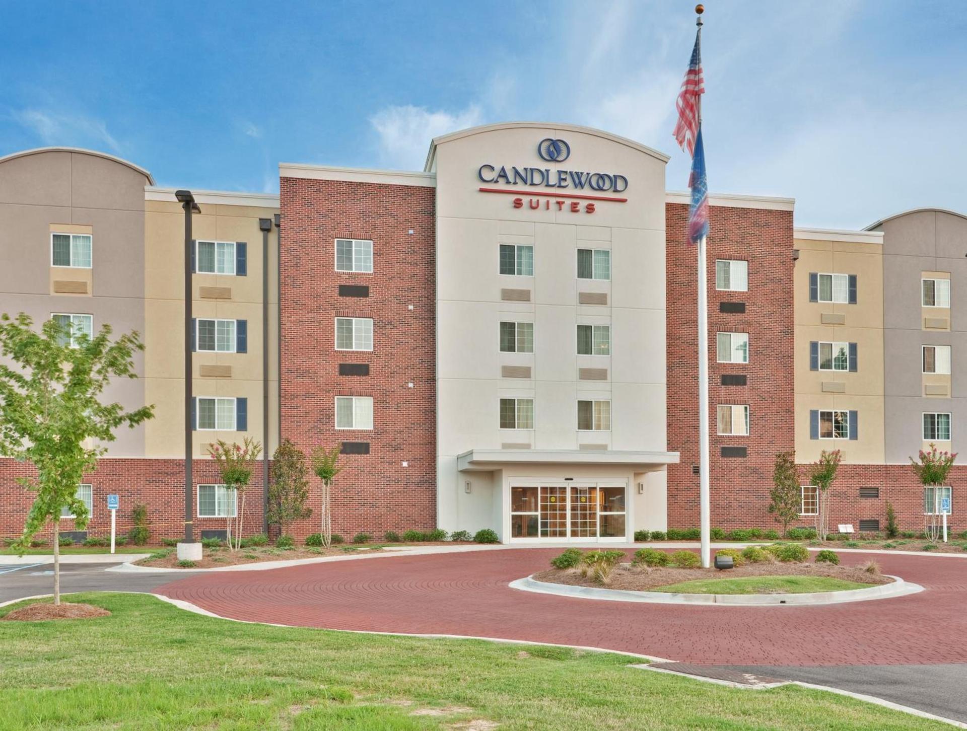 Candlewood Suites Flowood, MS by IHG photo 1