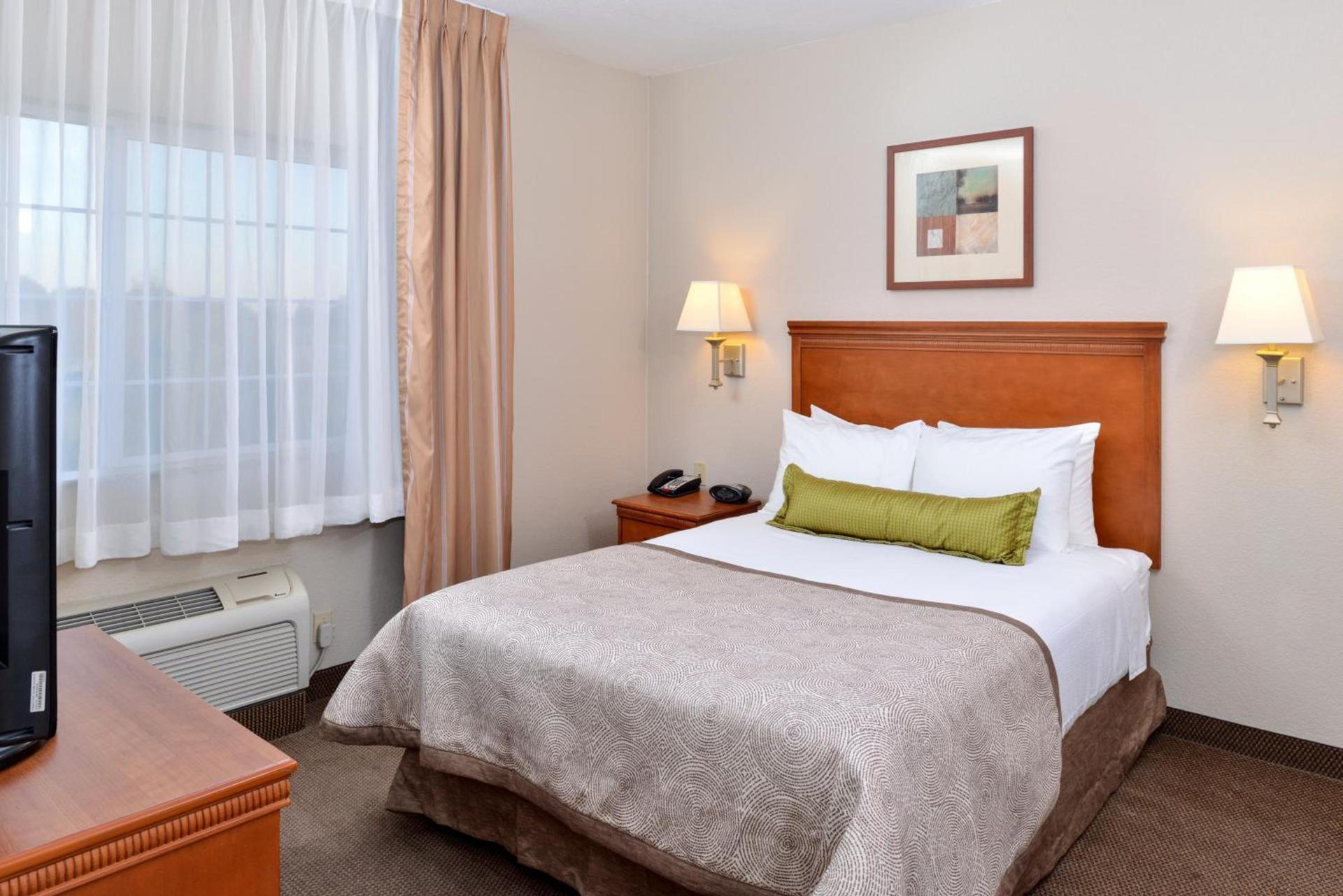 Candlewood Suites Turlock by IHG photo 16