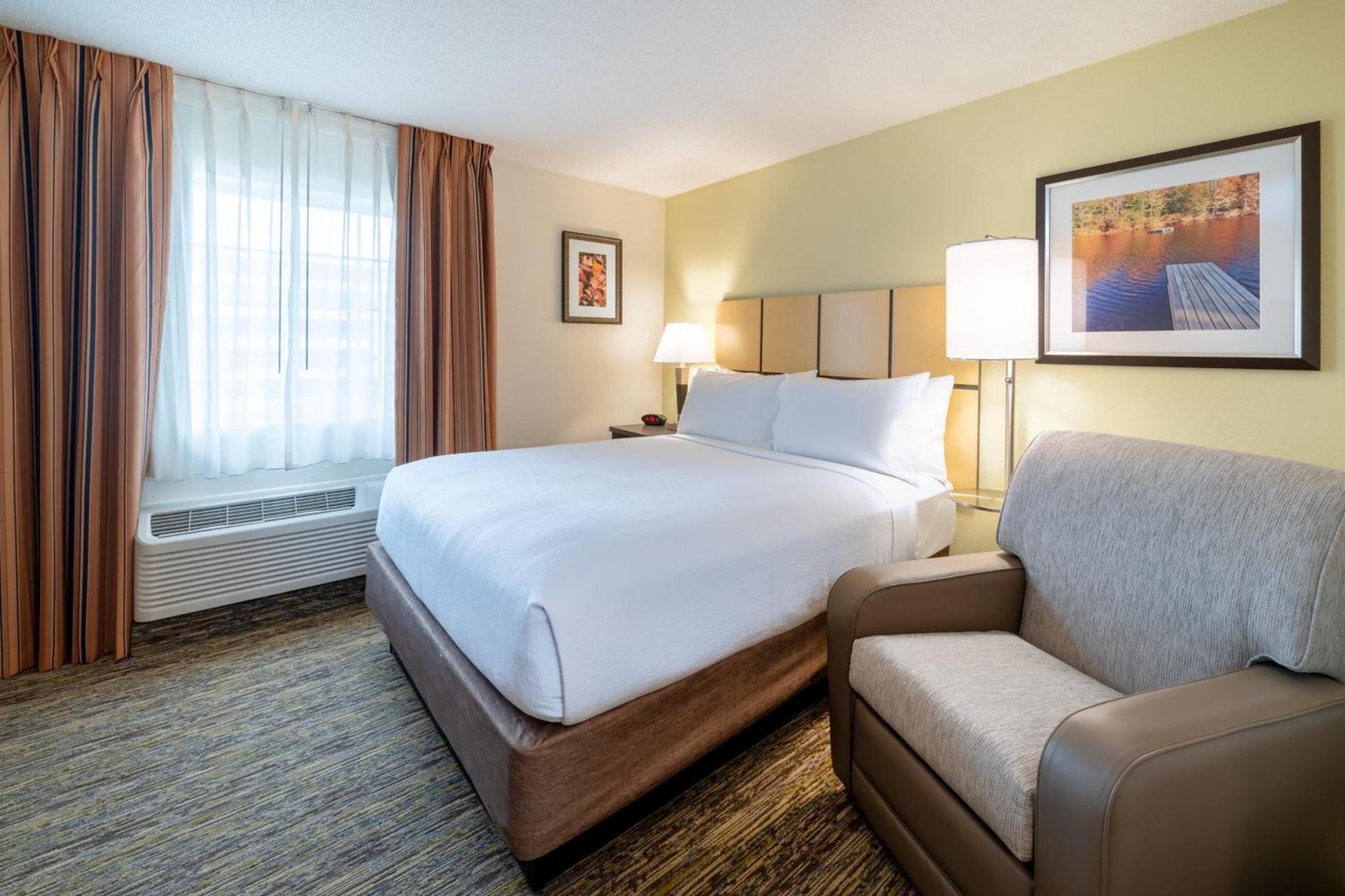 Candlewood Suites Washington-Dulles Herndon by IHG photo 37