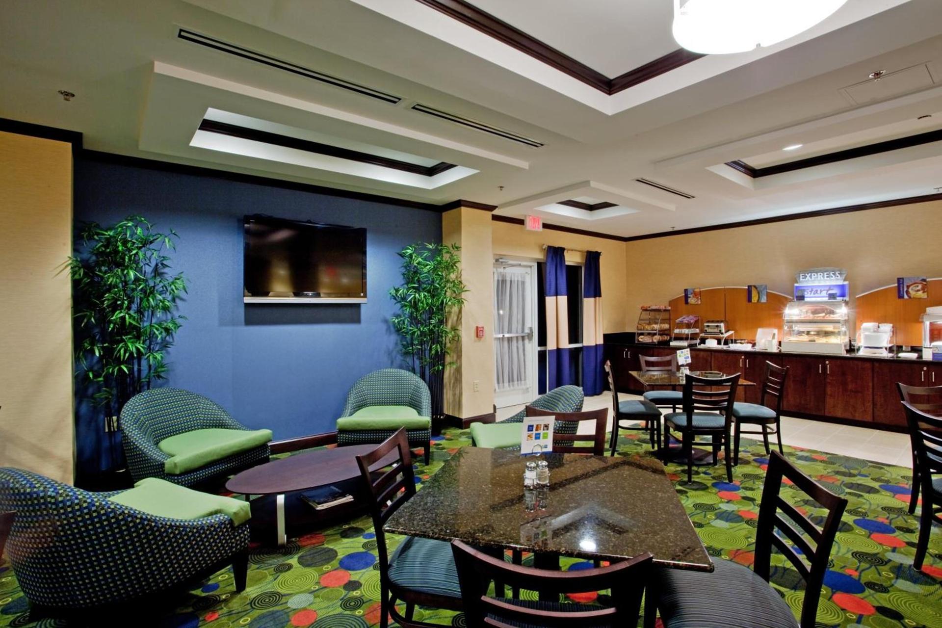 Holiday Inn Express Hotel Raleigh Southwest by IHG photo 34