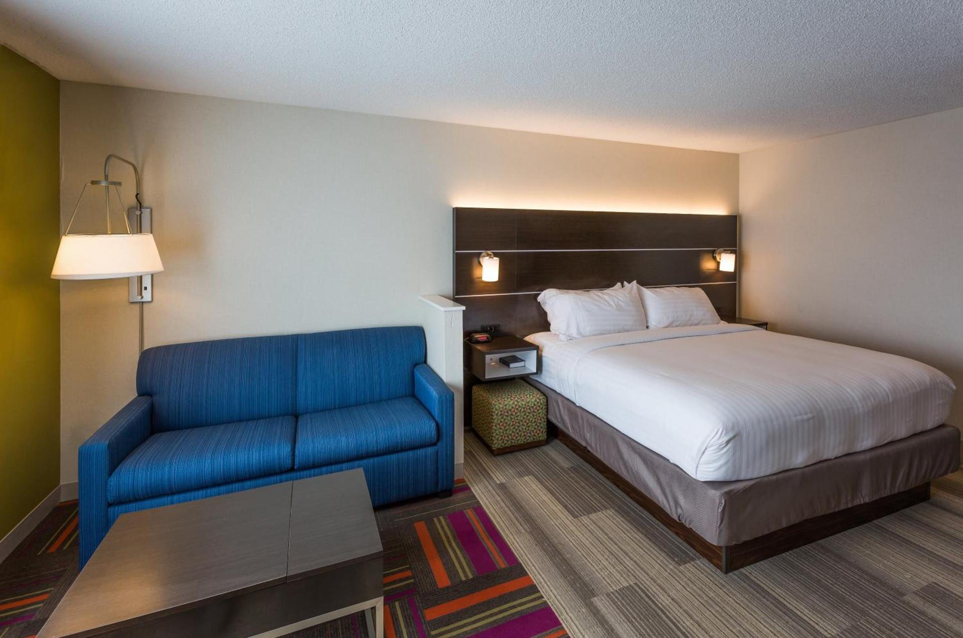 Holiday Inn Express Hotel & Suites Reading by IHG photo 37