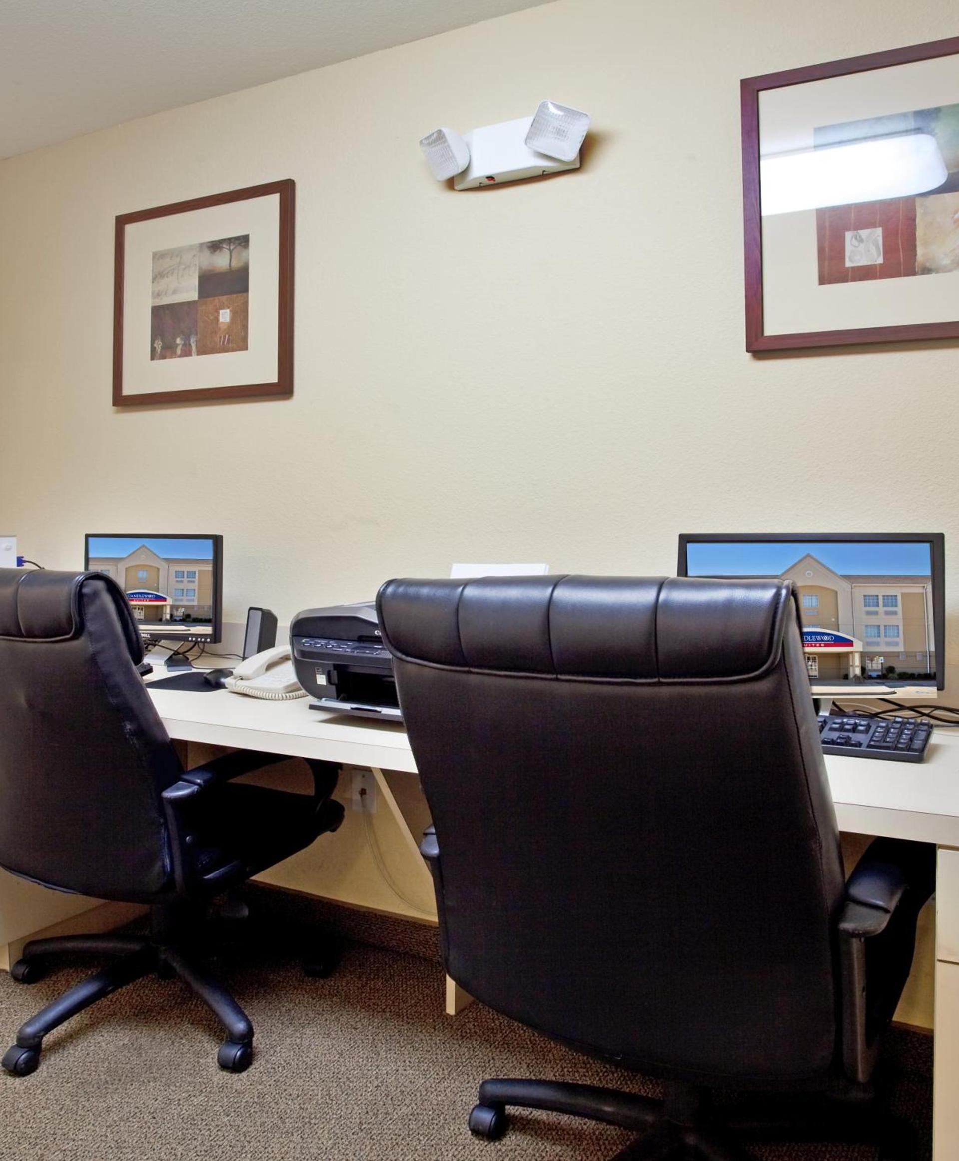 Candlewood Suites Lake Charles-Sulphur by IHG photo 20