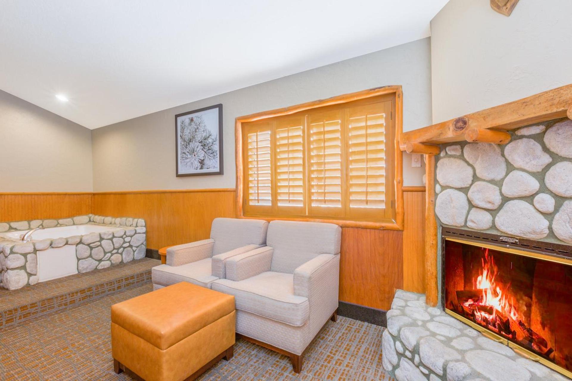 Holiday Inn Resort The Lodge at Big Bear Lake by IHG photo 81