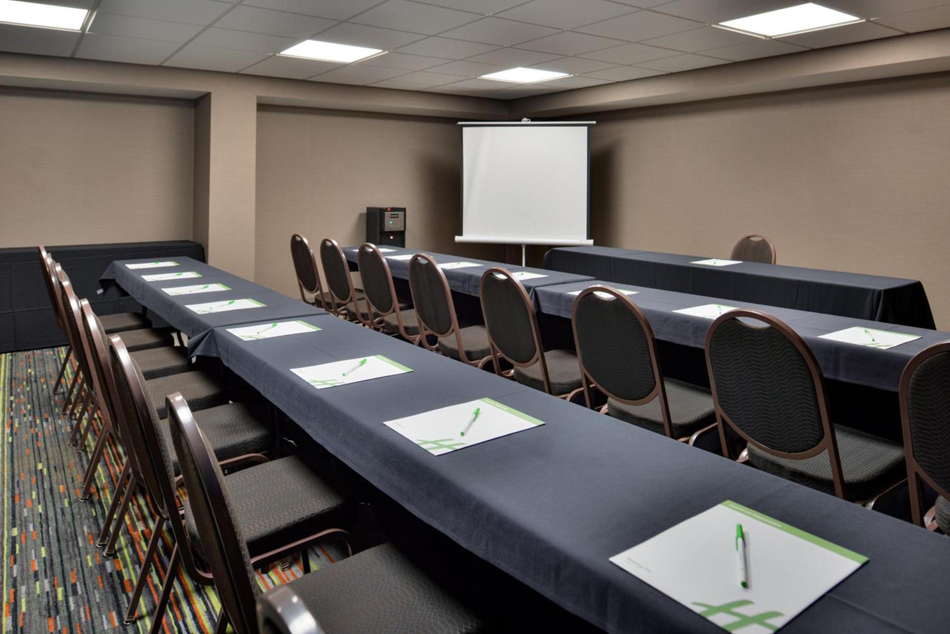 Holiday Inn Hotel & Suites Rochester - Marketplace by IHG photo 17