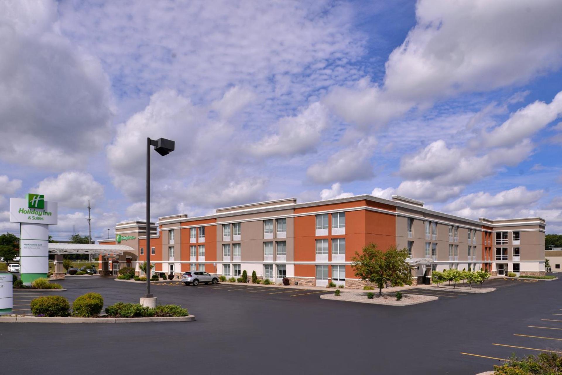 Holiday Inn Hotel & Suites Rochester - Marketplace by IHG photo 41