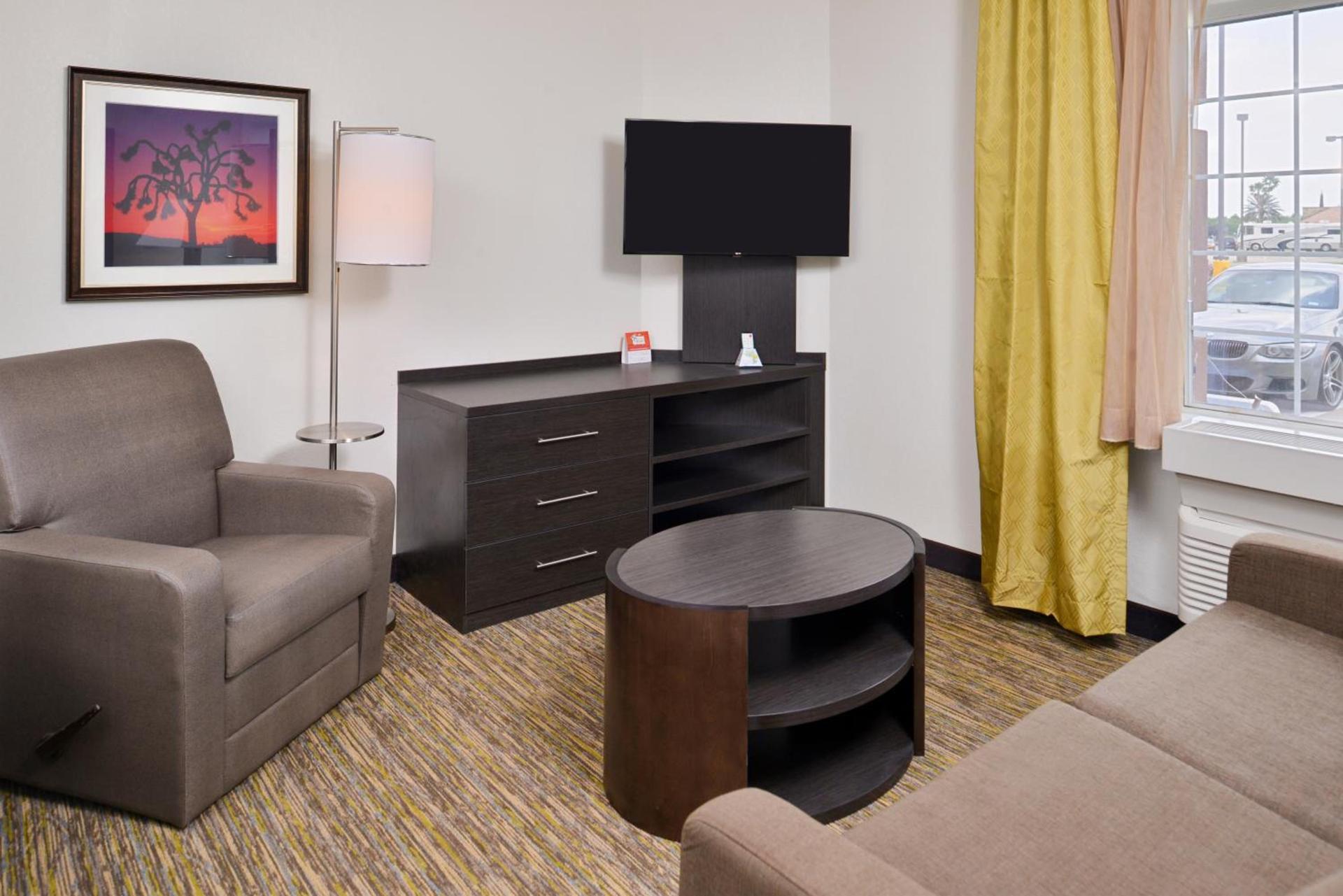 Candlewood Suites Beaumont by IHG photo 15