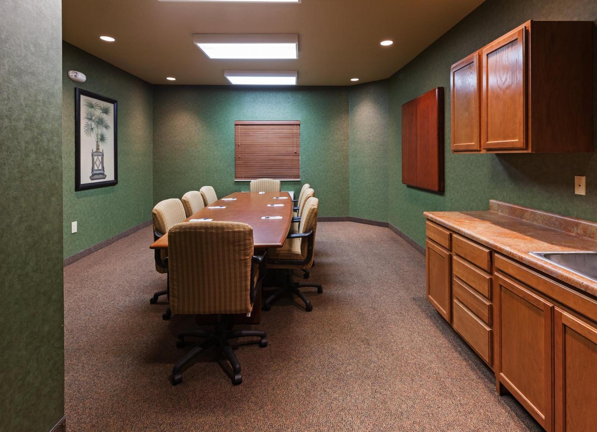 Candlewood Suites St. Robert by IHG photo 27