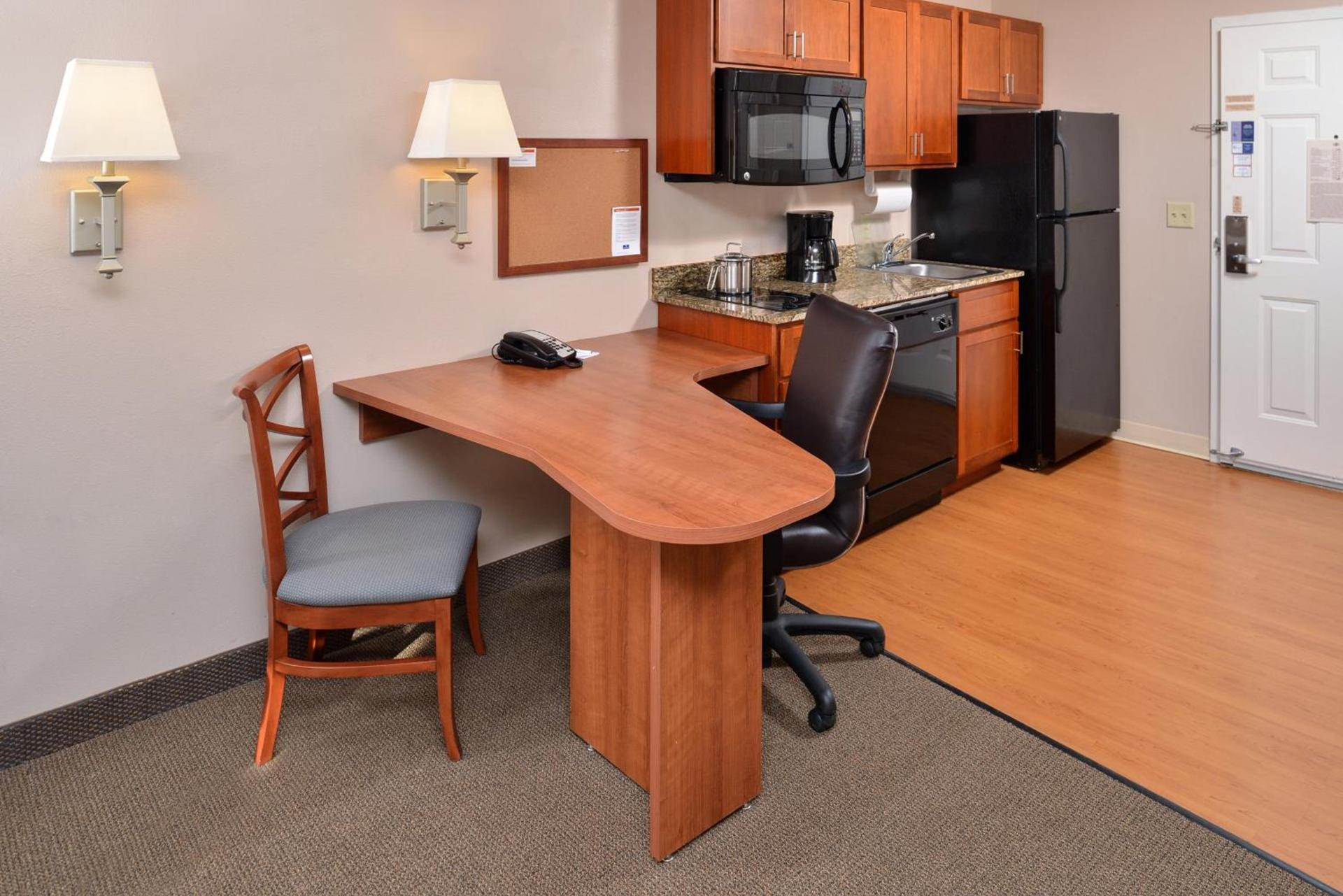 Candlewood Suites Williston by IHG photo 22