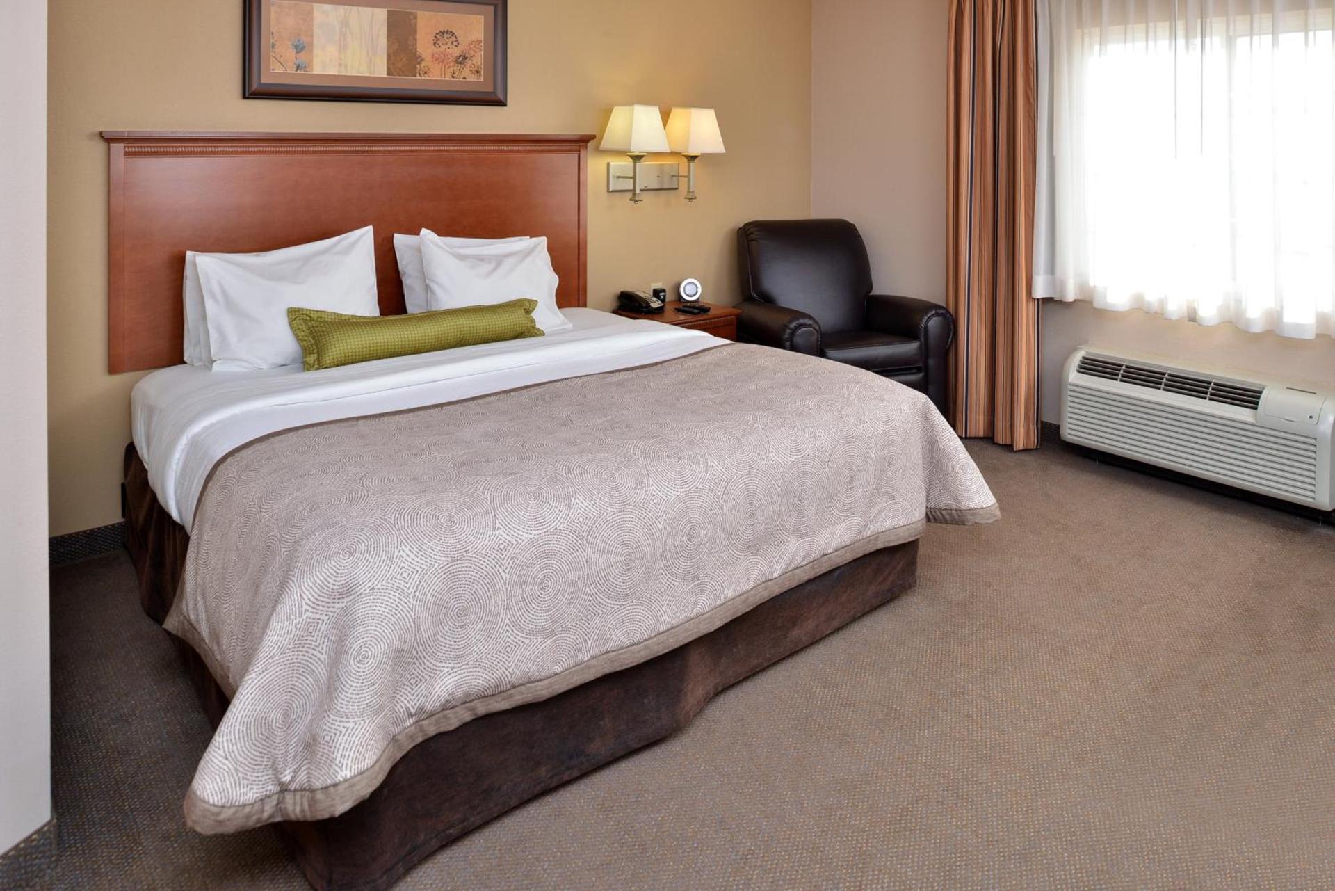 Candlewood Suites Williston by IHG photo 12