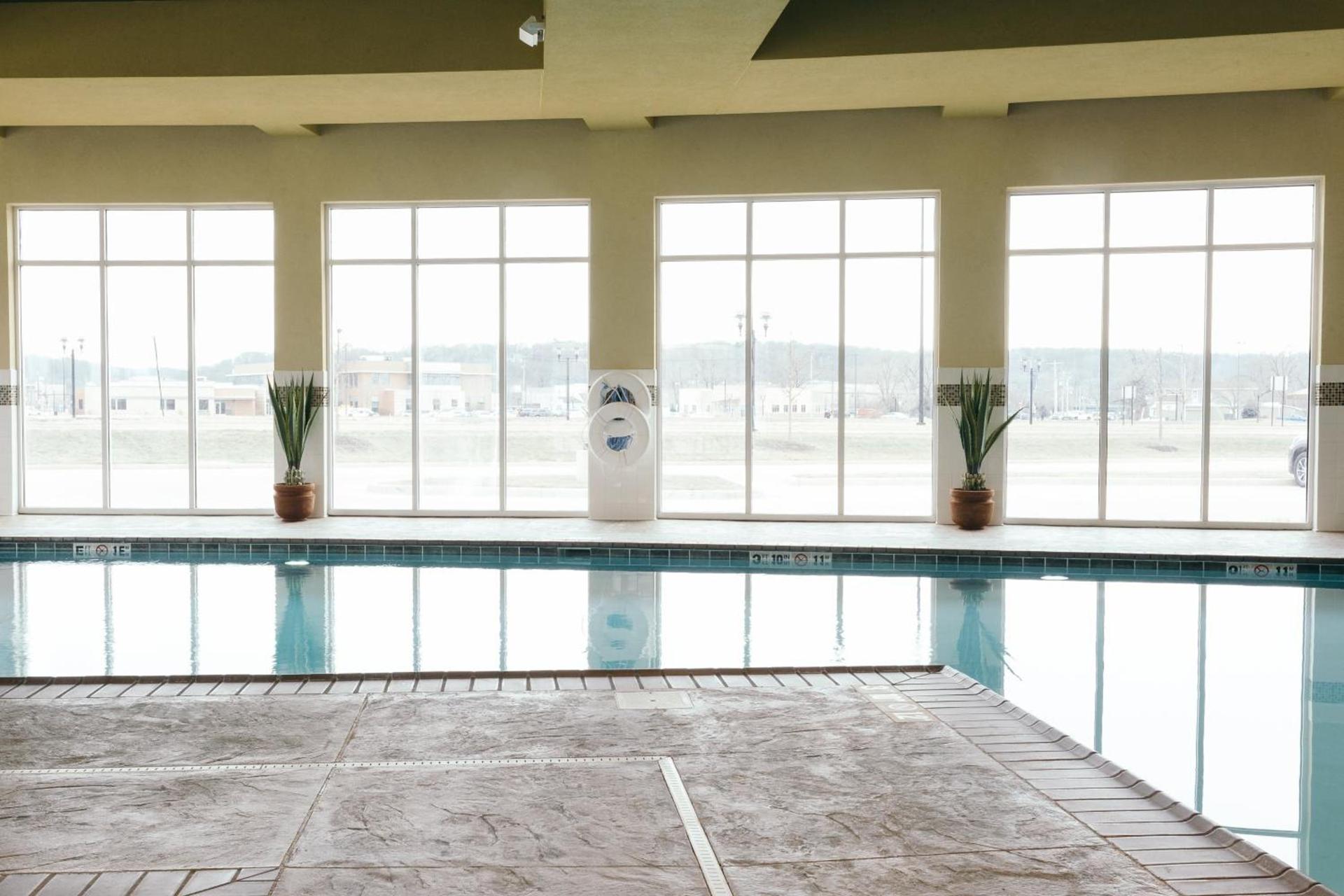 Holiday Inn and Suites East Peoria by IHG photo 46