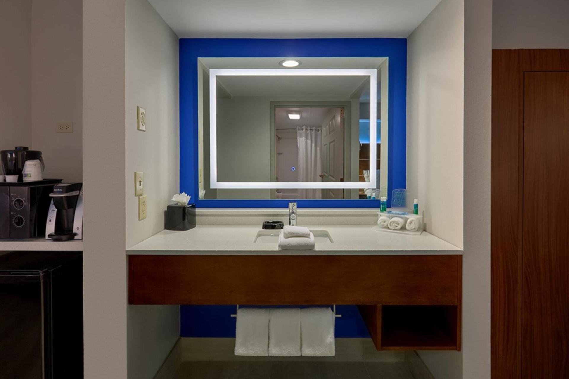 Holiday Inn Express Pigeon Forge – Sevierville by IHG photo 21