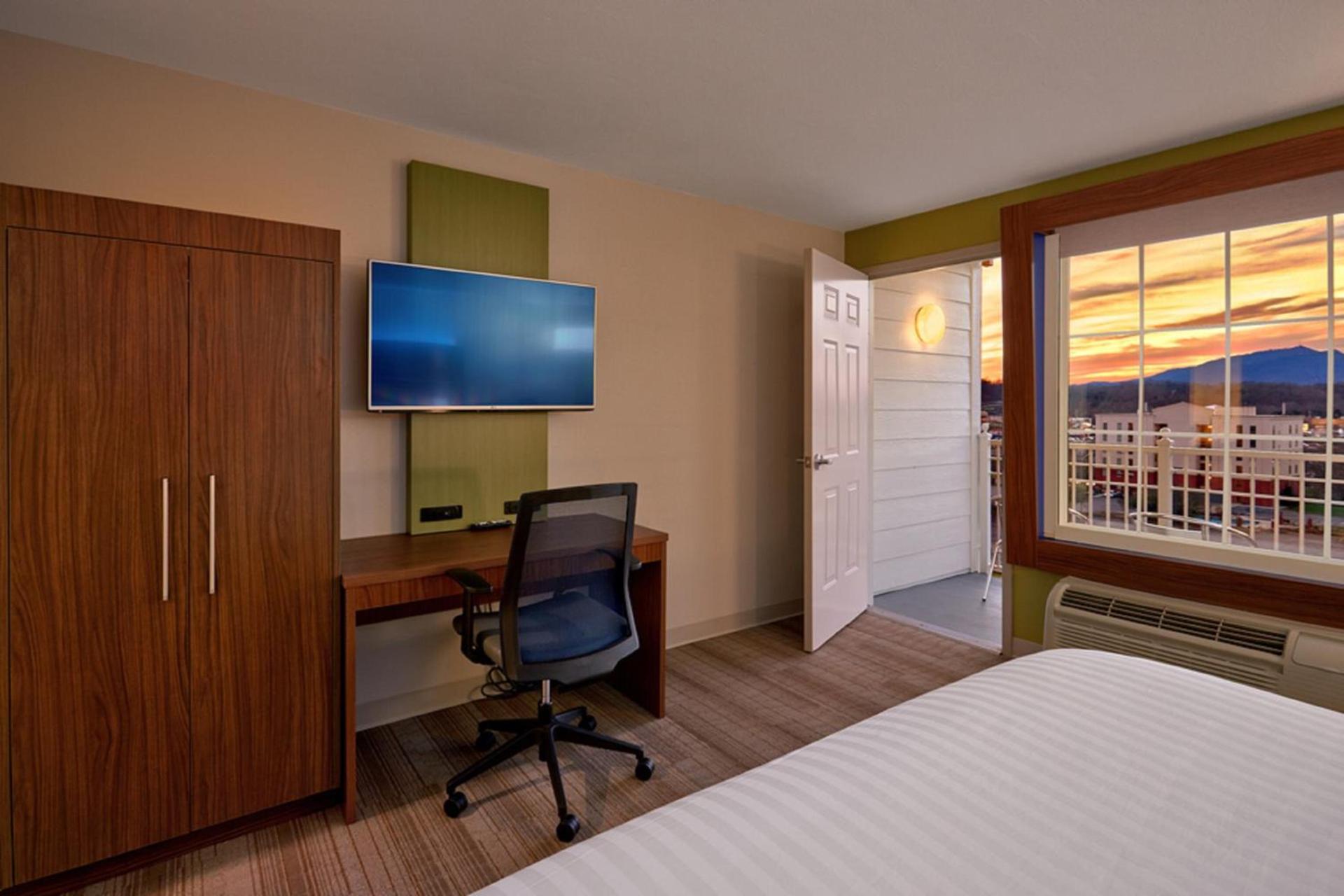 Holiday Inn Express Pigeon Forge – Sevierville by IHG photo 22