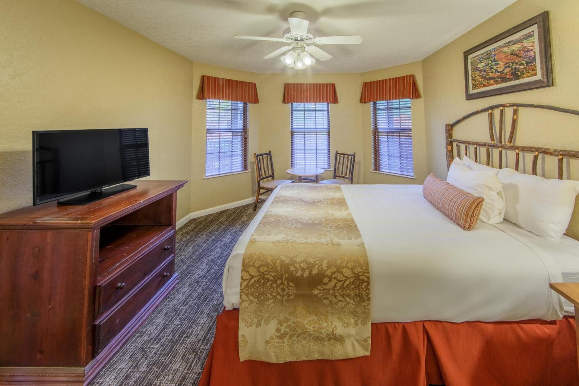 Holiday Inn Club Vacations Apple Mountain Resort at Clarkesville photo 41