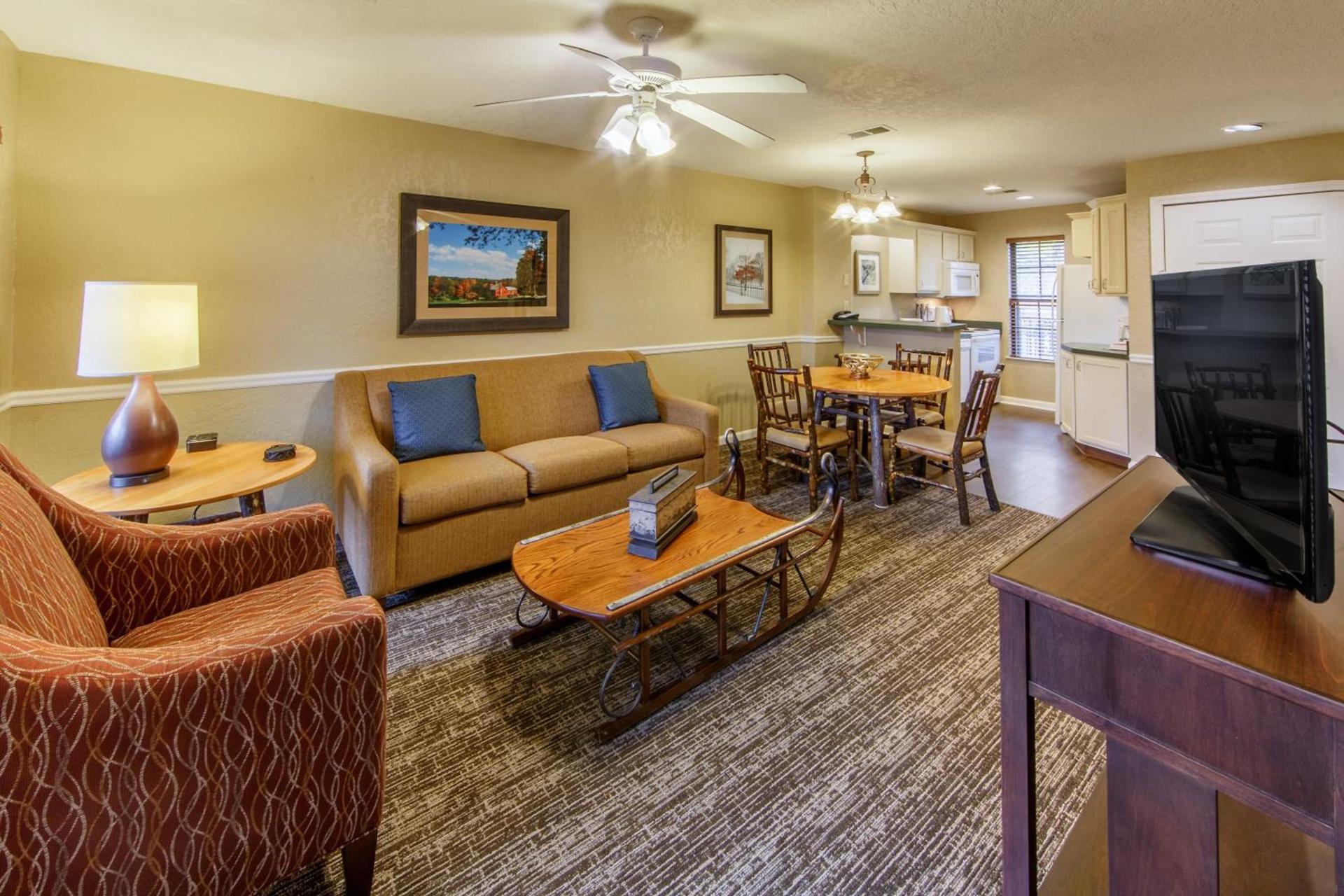 Holiday Inn Club Vacations Apple Mountain Resort at Clarkesville photo 21