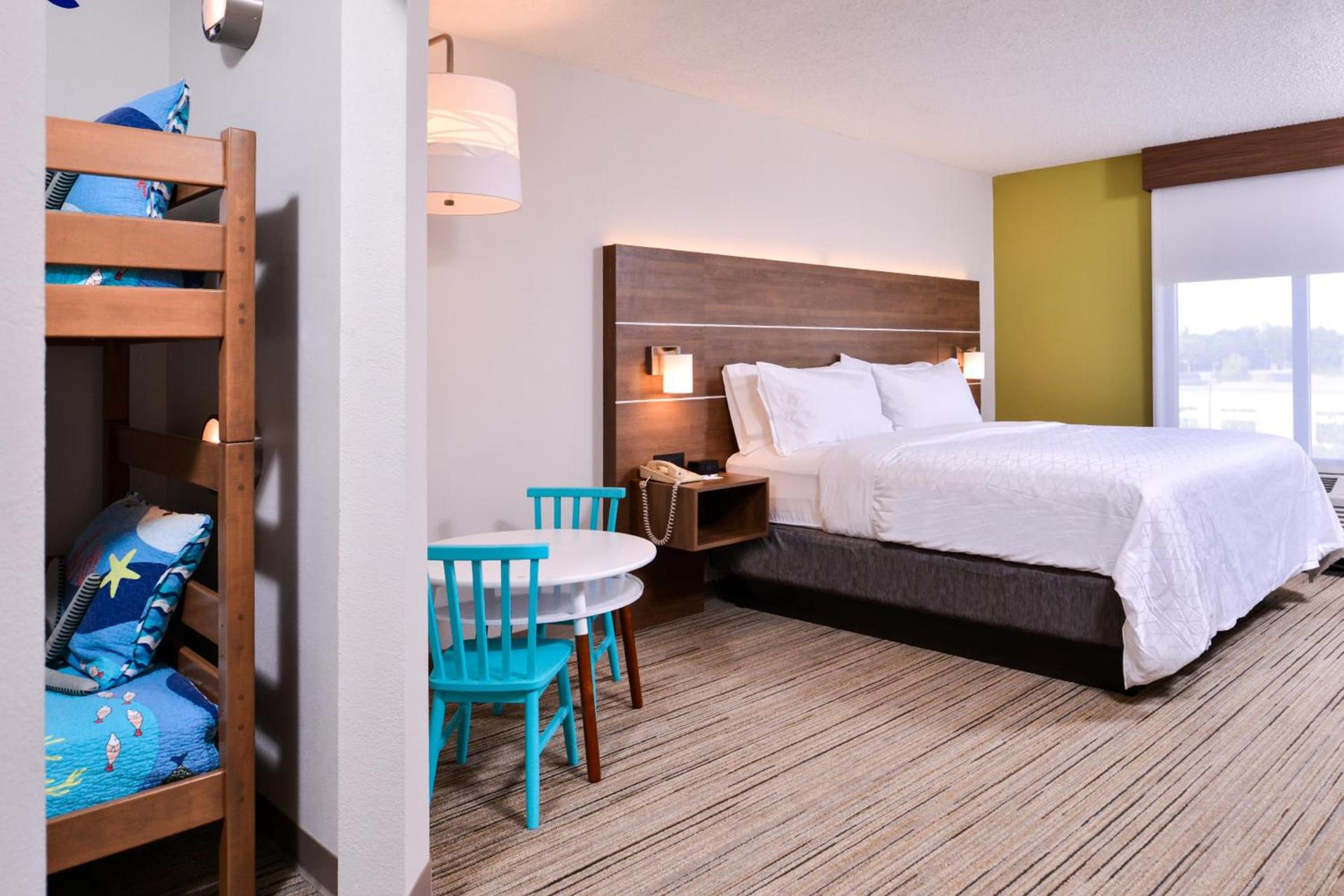 Holiday Inn Express Hotel & Suites Tampa-Anderson Road-Veterans Exp by IHG photo 42
